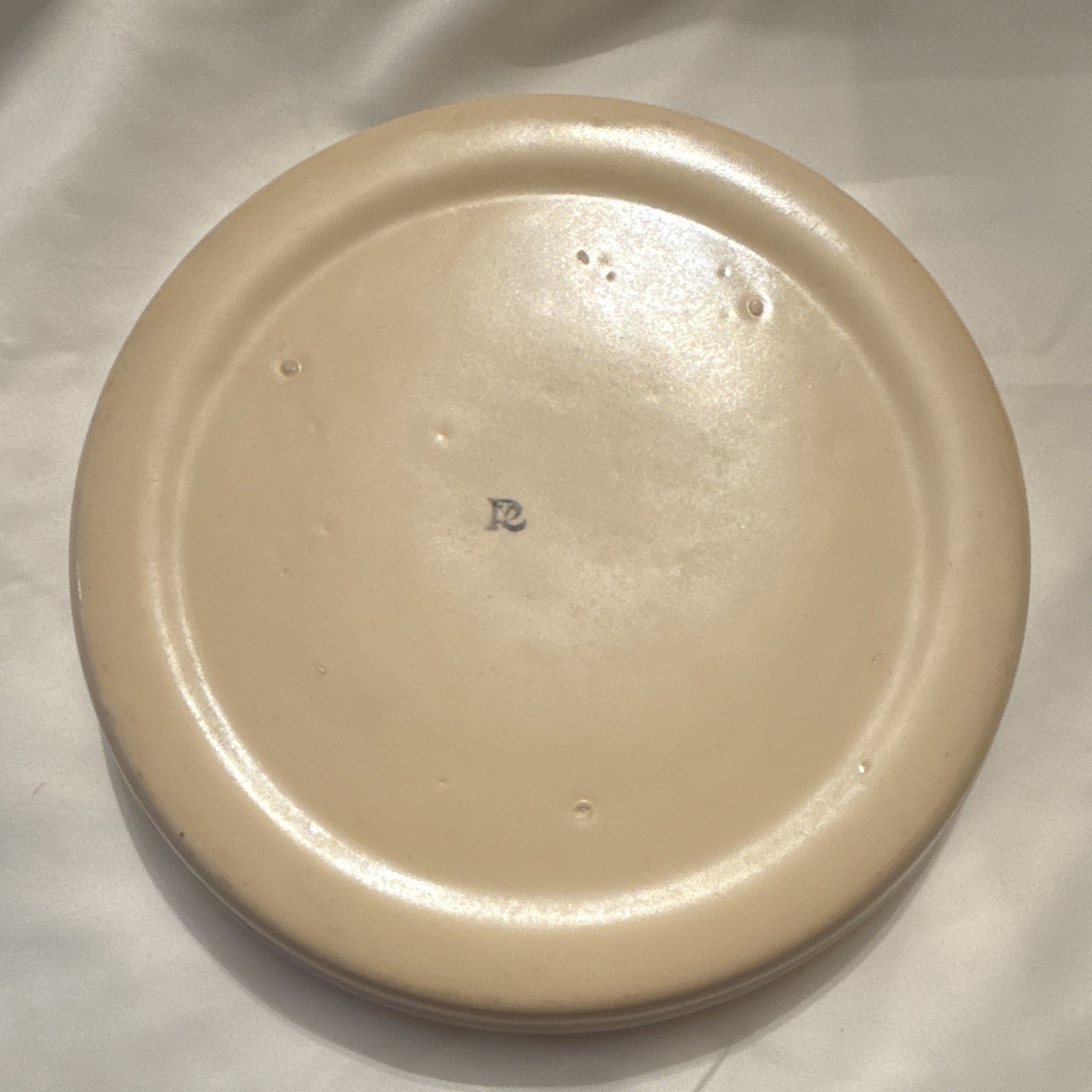 Ceramic Pottery Nursery Rhyme Bowl Beige w/ Green Rim Glossy 8 in Round