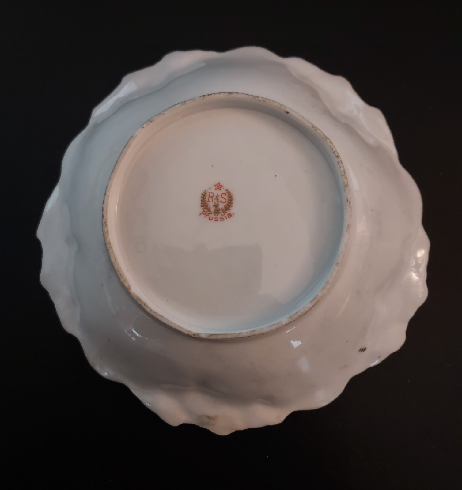Antique RS Prussia Hand Painted Swan Scenic 5.5″Round Nut/Candy Dish – Germany