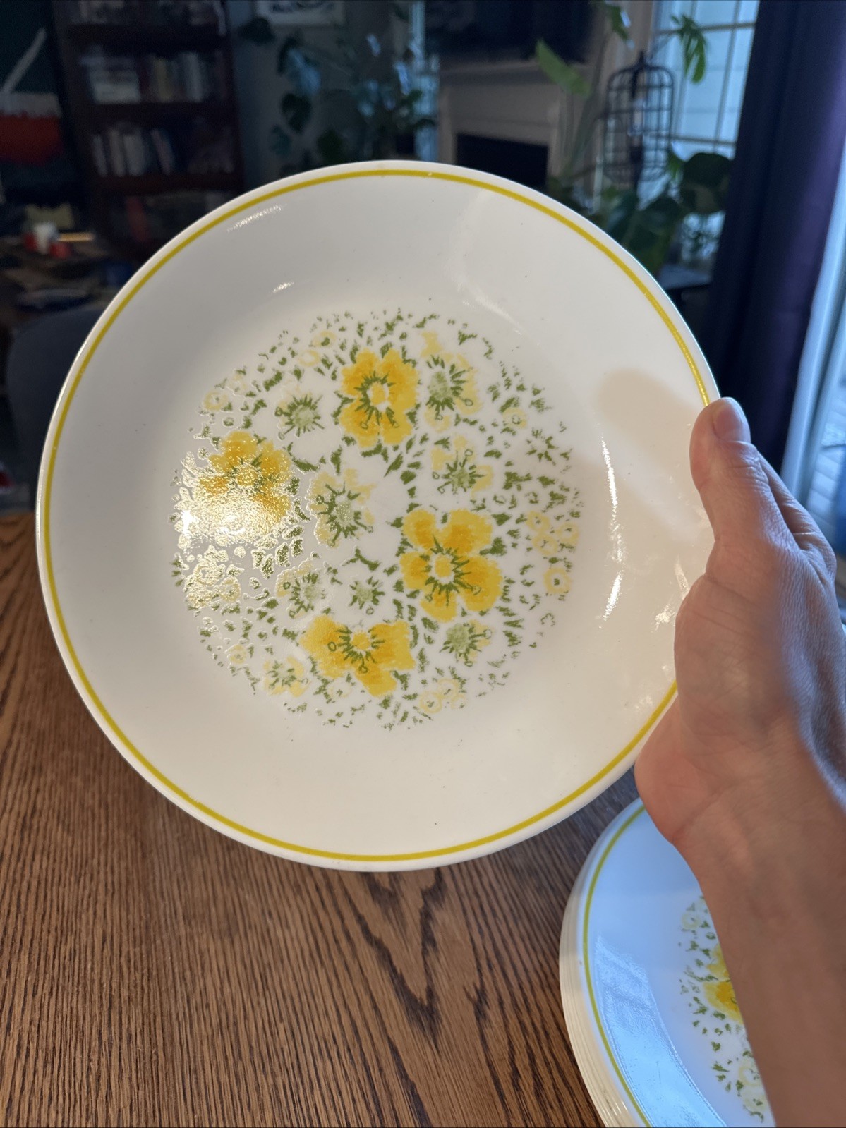 Corelle April Showers Yellow Flowers 10.25” Dinner Plates Corning Vintage