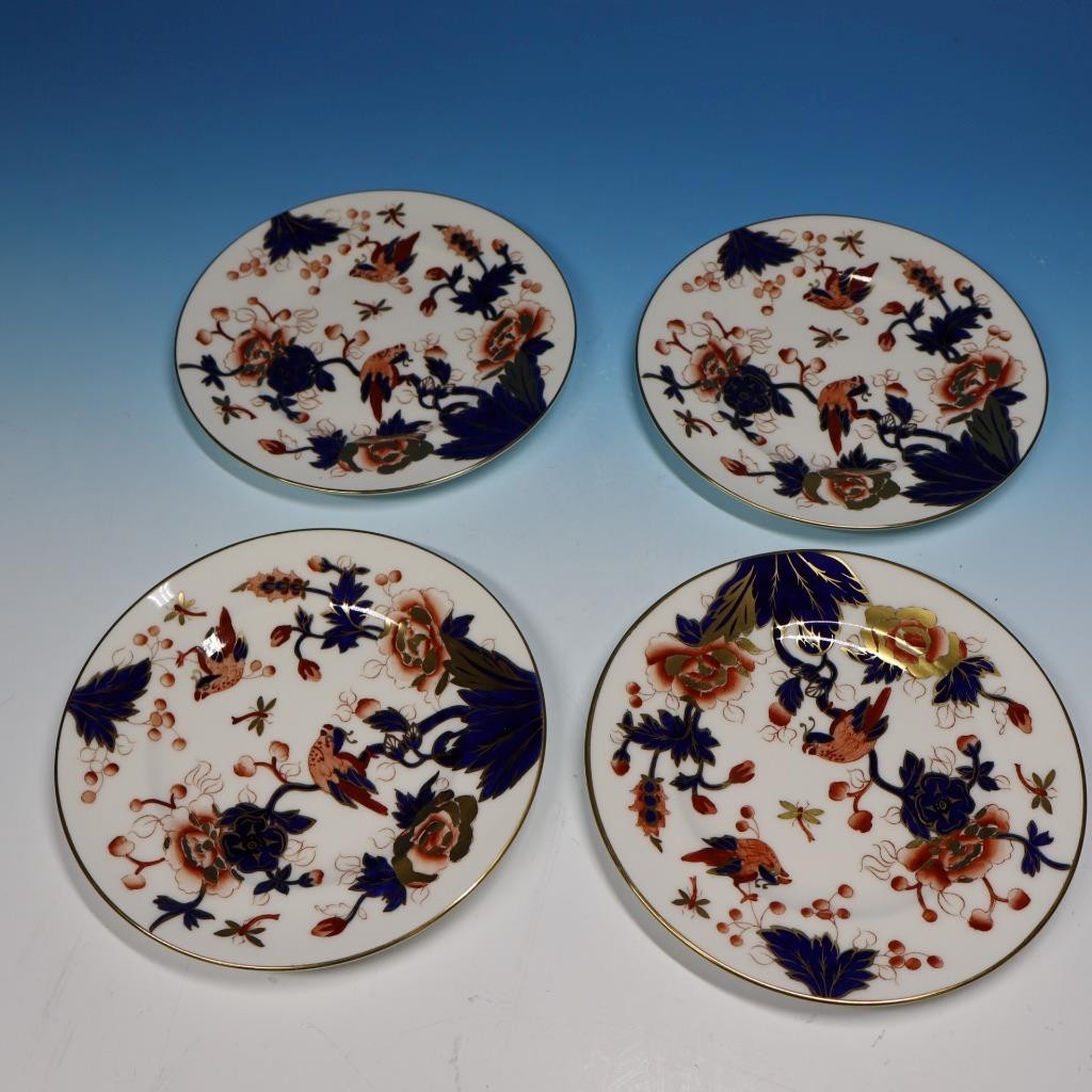 Coalport China old mark – Hong Kong Imari – 4 Bread Plates – 6 1/8 inches Set 1