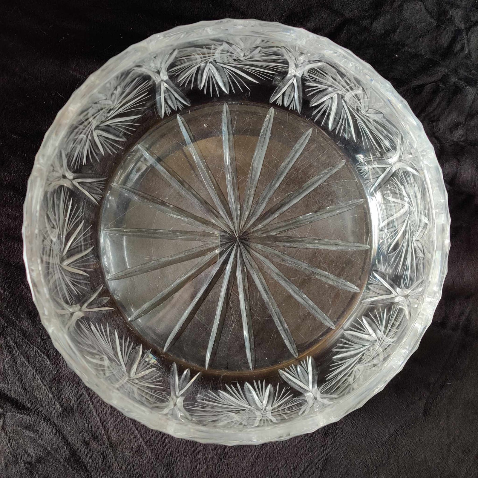 Large HEAVY Cut Crystal Pinwheel Sunburst Salad Fruit Bowl – 8in w – GREAT COND
