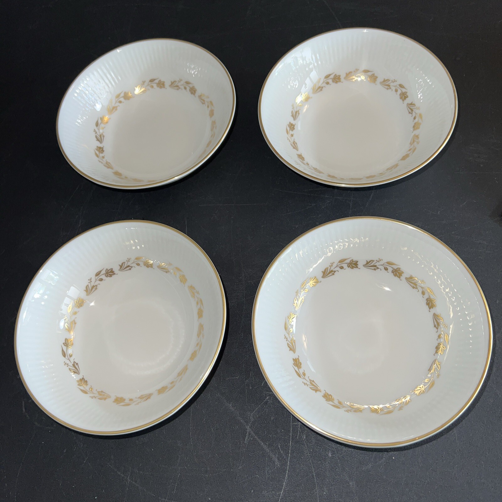 4 Royal Doulton 5″ 5-1/4” Dessert/Berry Bowl – Soup “Fairfax” TC 1006