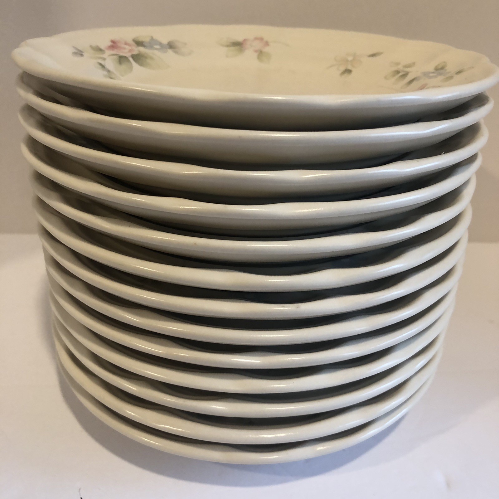 Vintage Pfaltzgraff Tea Rose Salad Plates 7.25″ USA Stoneware Ivory Set of 5