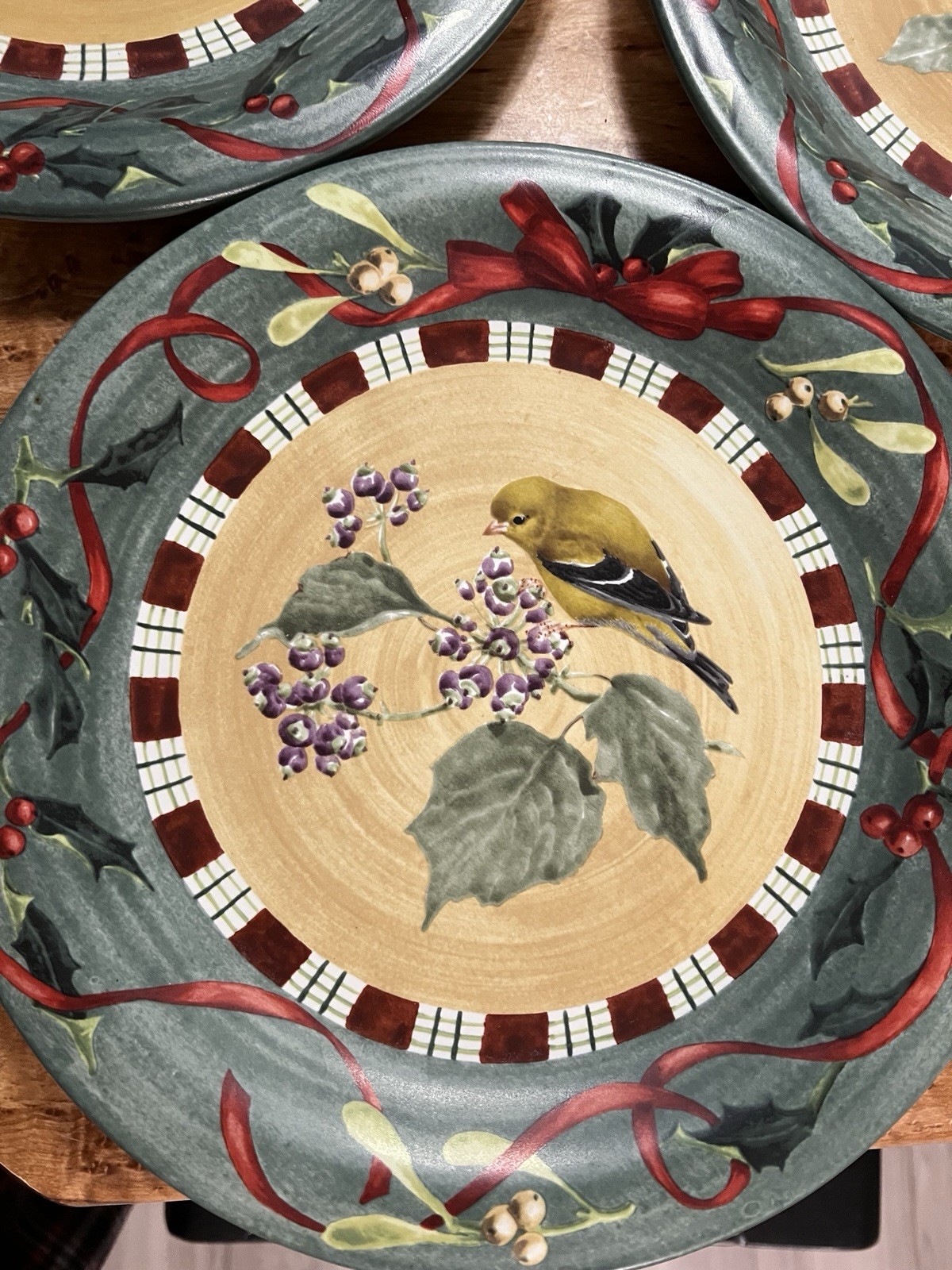 Lenox WINTER GREETINGS EVERYDAY Cardinal Dinner Plates Set Of 4 BOX MINT Sticker
