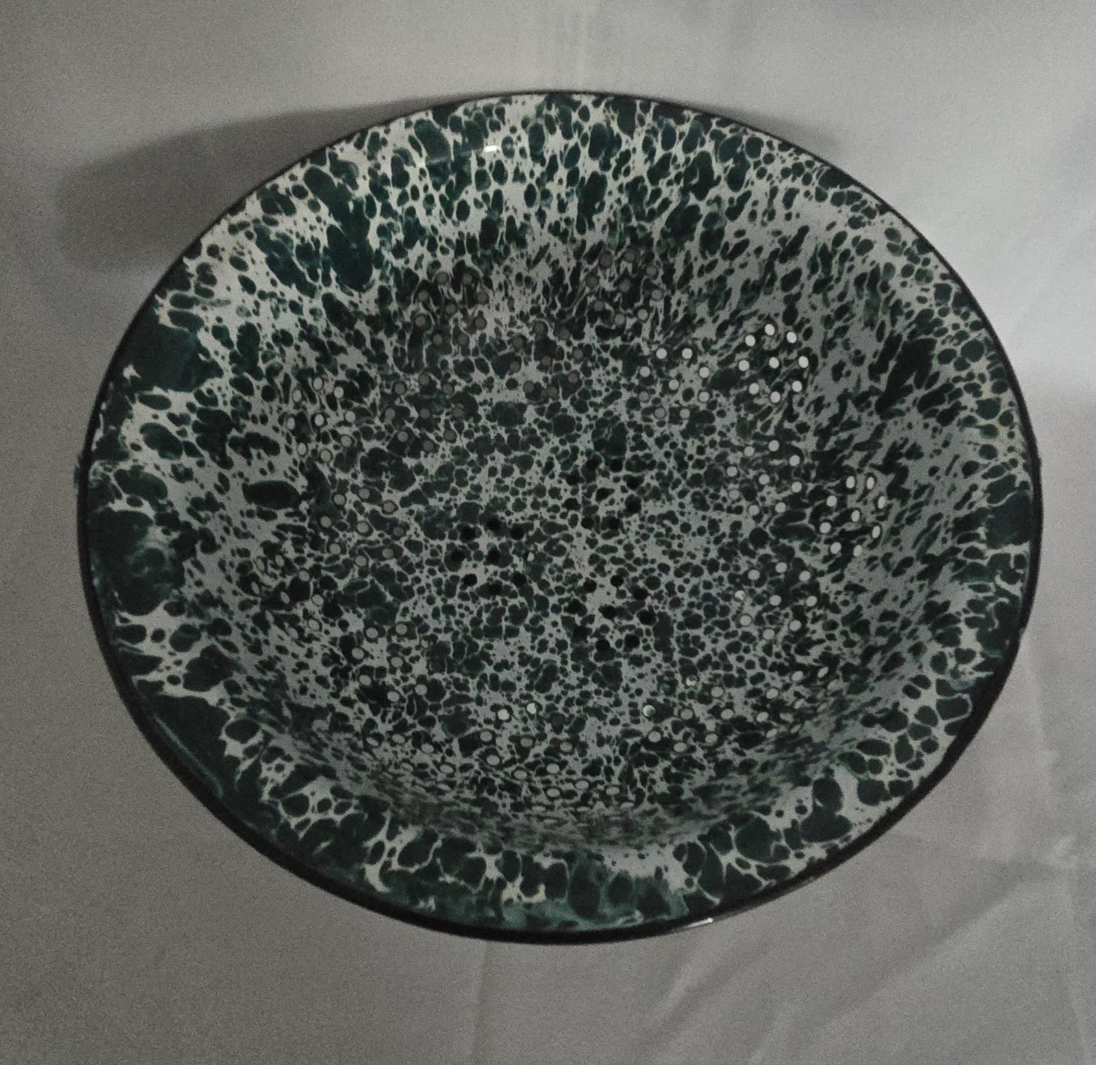 Vintage Enamelware Dark Green Splatter Medium Colander 9″
