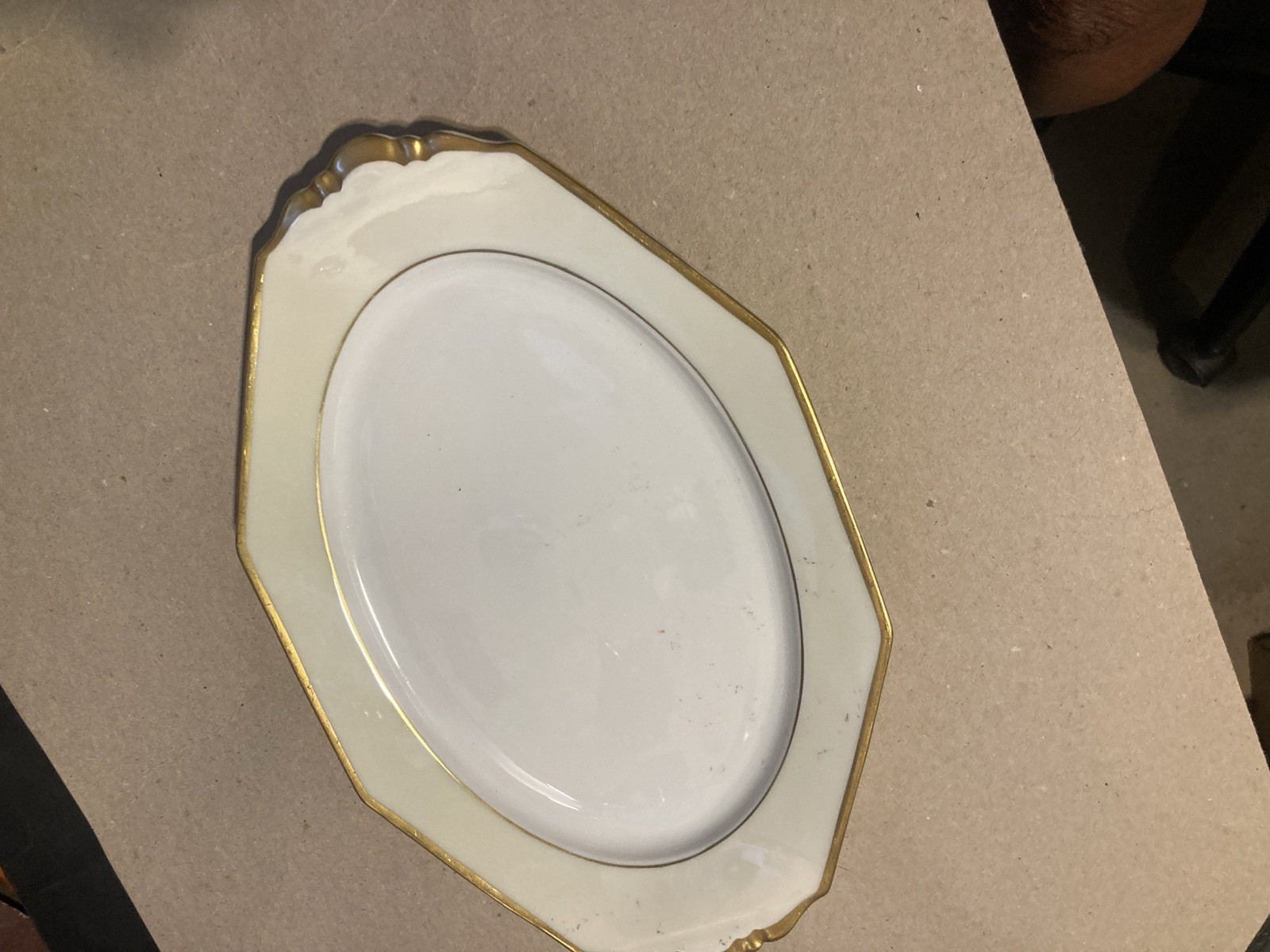 Vintage Heinrich & Co Bella Colonial Selb Bavaria Serving 11 3/4 “X 7 3/4”