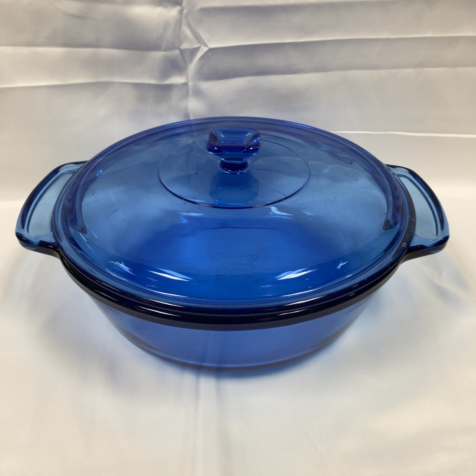 Anchor Hocking Cobalt Blue 2QT Round Covered Dish W/Lid 9″