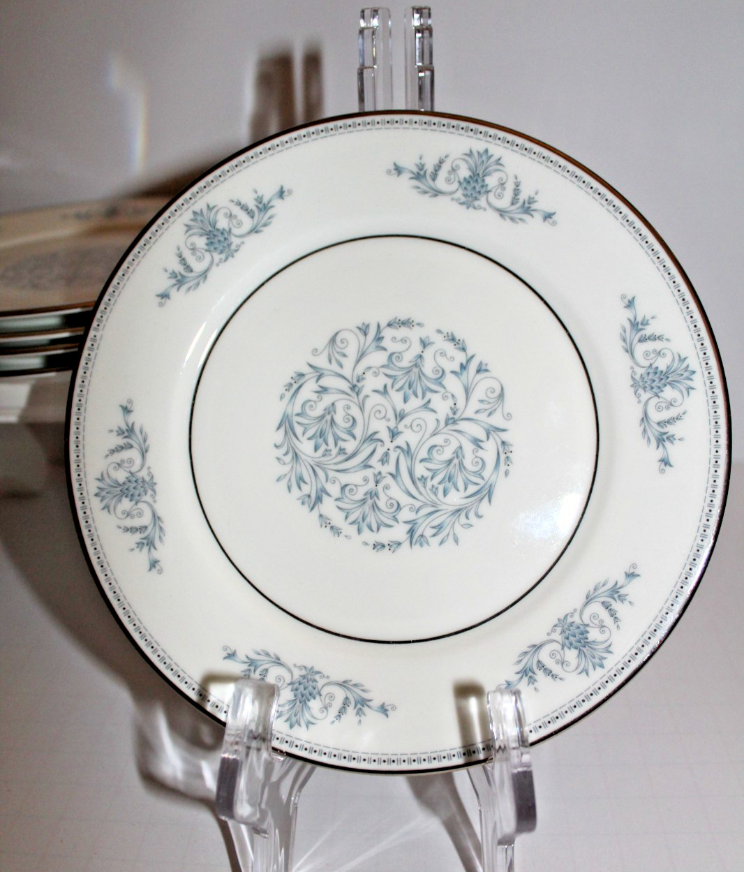Set of 6 Vintage Oxford Bryn Mawr Bone China 8 1/4″ Plates