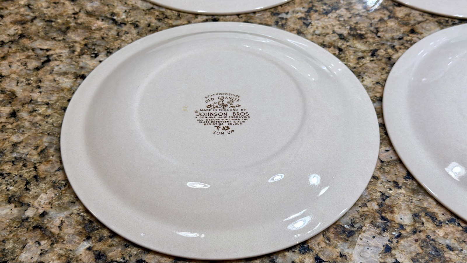 Vintage Johnson Bros Sun Up 15pc Dinner Set Staffordshire Old Granite England EC