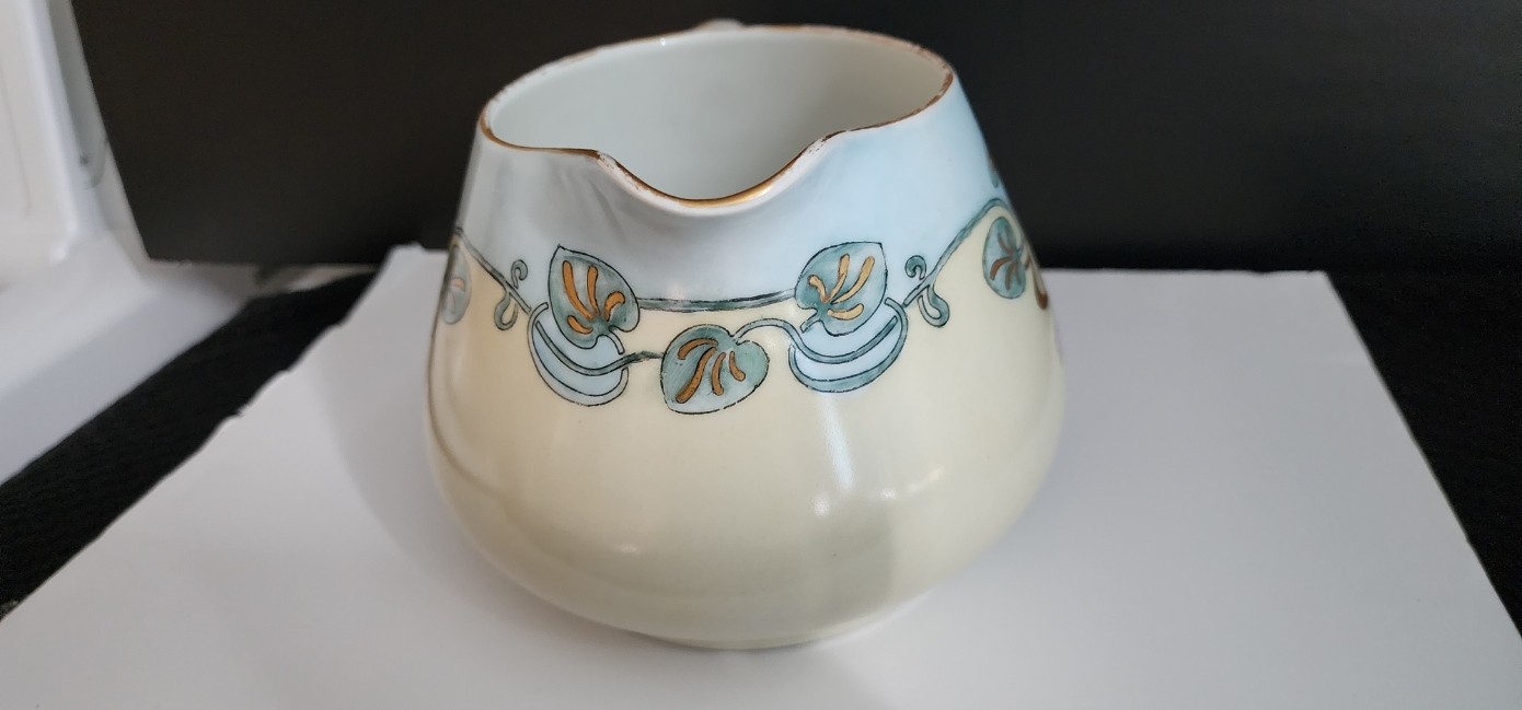 HAVILAND, FRANCE , ANTIQUE PITCHER GOLD TRIM WITH IVY/LILY DESIGN, Luster Inside