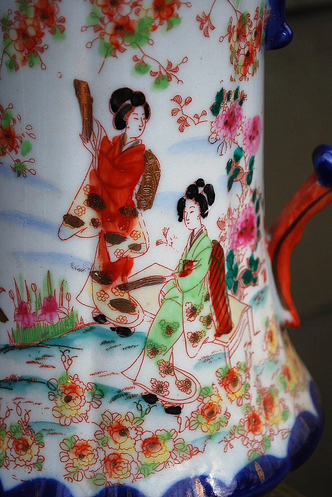 Antique Hand Painted Porcelain JAPANESE GEISHA SCENE Chocolate Pot w/ Lid COBALT