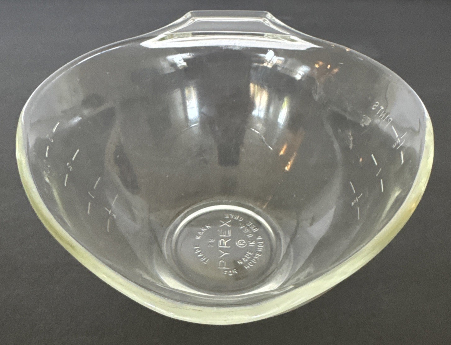 Pyrex Clear Glass Tear Drop 3 Cups Measuring Bowl 1.5 Pints Vintage 1970’s