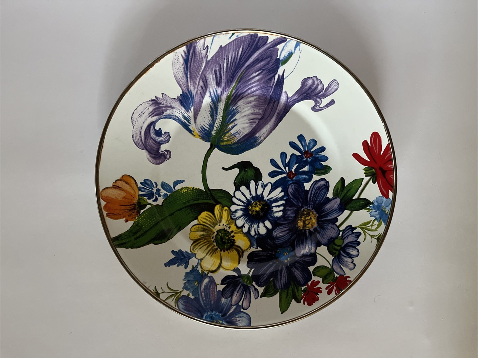 Lot Mackenzie Childs 10.25″ white flower market enamel dinner plates