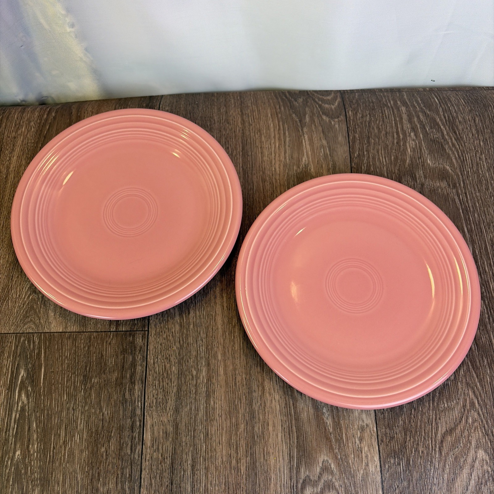 2 Fiesta Ware Homer Laughlin Rose Pink Salad Dessert Plates 7 1/4″ Classic Rim