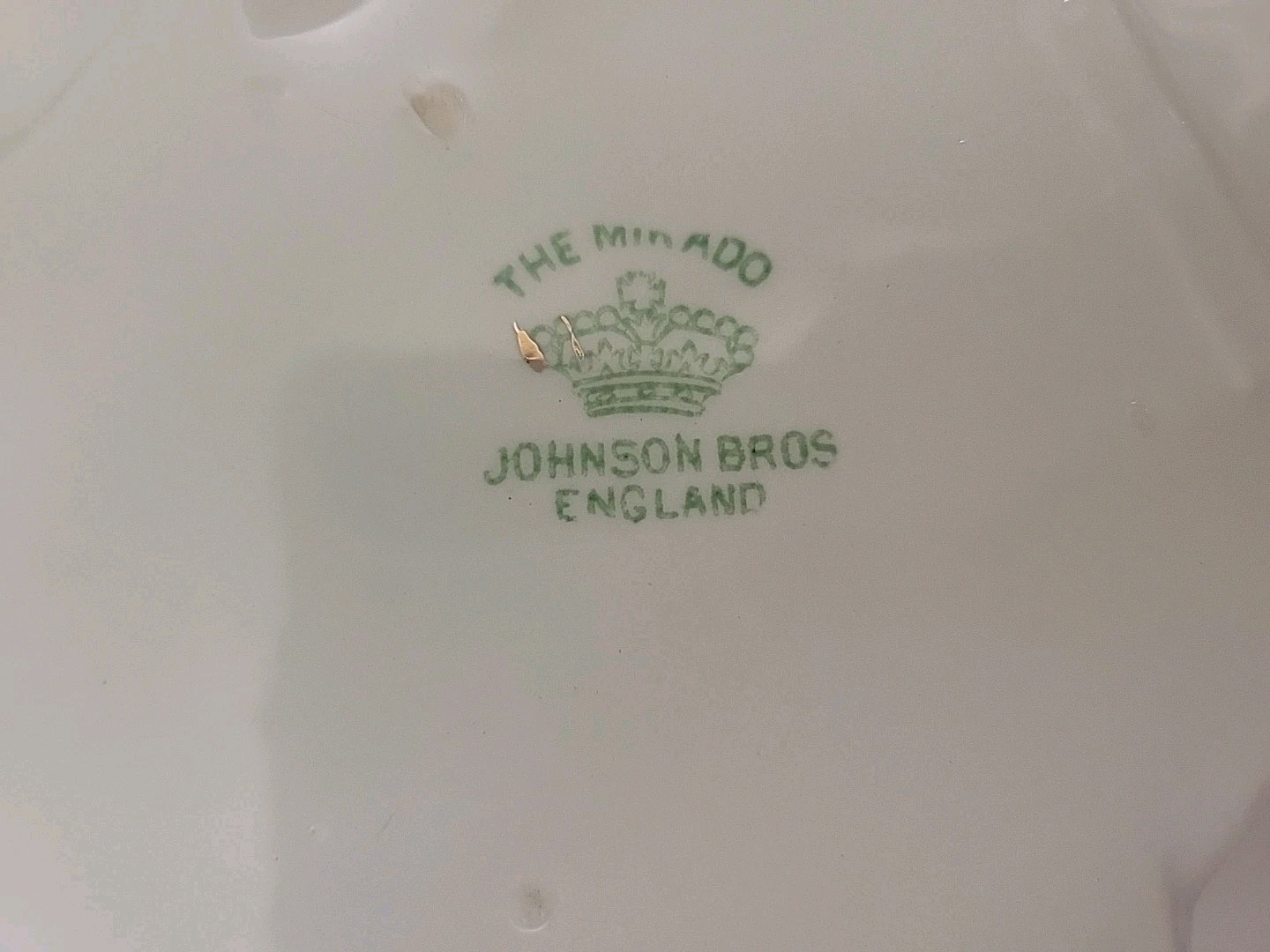 Johnson Brothers Green And Gold Covered Casserole Dish, Vintage