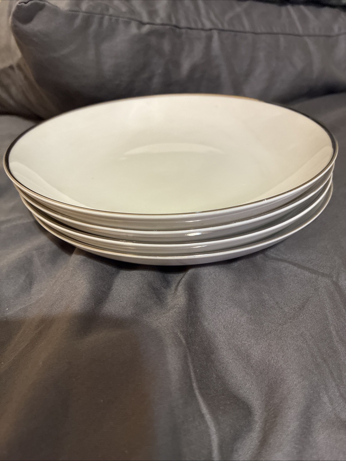 Set of 4 Harmony House Moderne White Fine China w Silver Rim Soup Bowl 7.75 In.