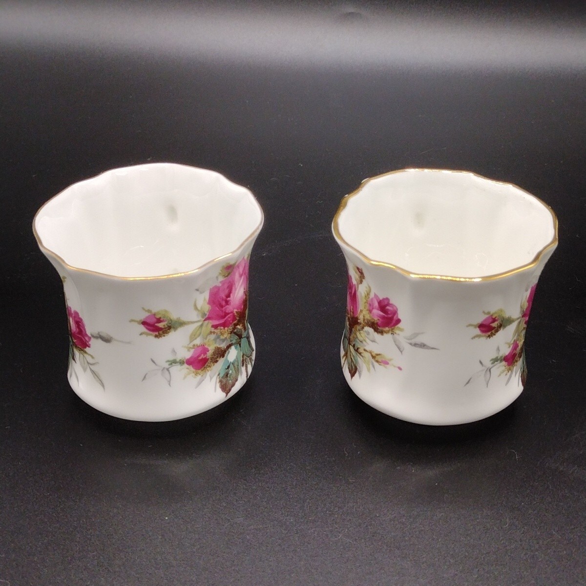 VTG Hammersley Bone China Grand Mother’s Rose Coffee Pot & 2 Flat Cups Gold Trim
