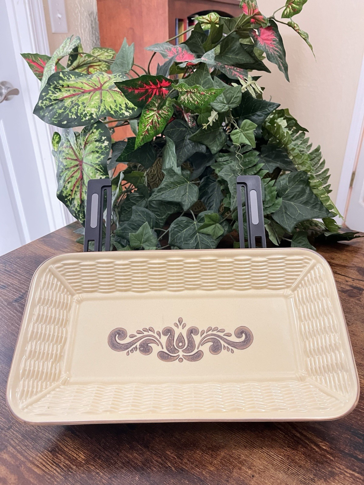 Pfaltzgraff Folk Art Basket Weave Design Serving Tray 12.5 X 6.75” EUC