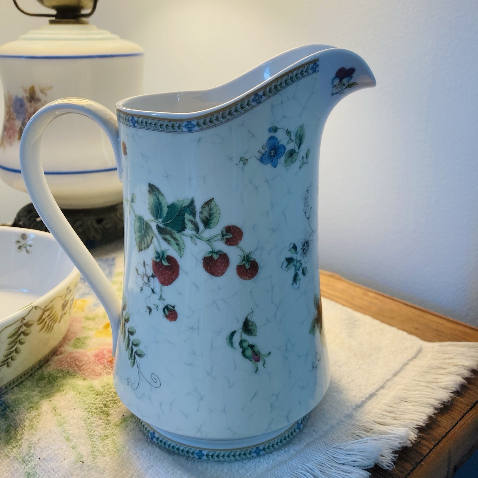 Wedgwood China Fleur Pattern Oval Serving Bowl And Pitcher 1997