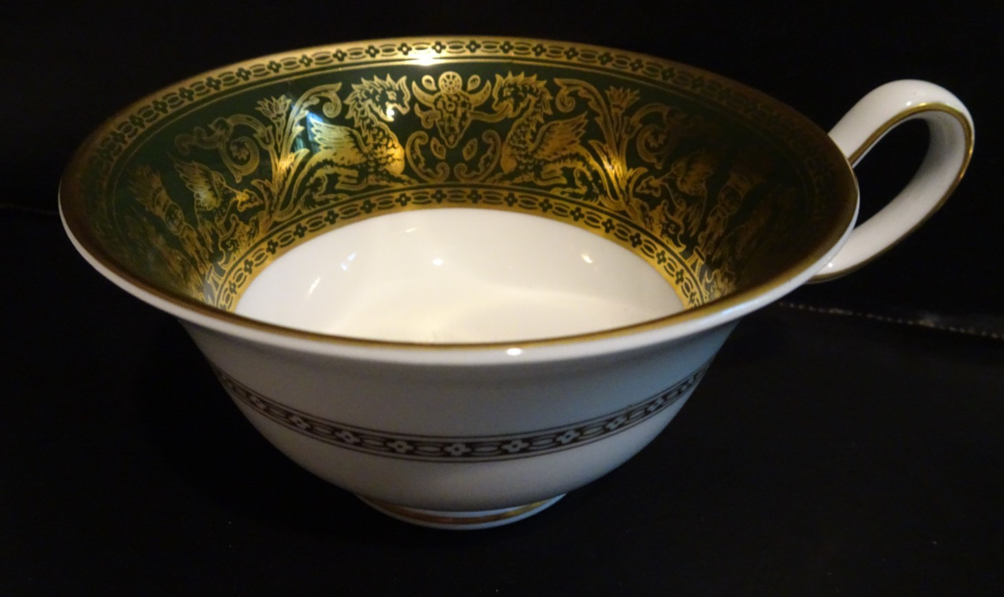 Wedgwood China Florentine W4170 Dark Green Gold 1 CUP ONLY Peony Shape