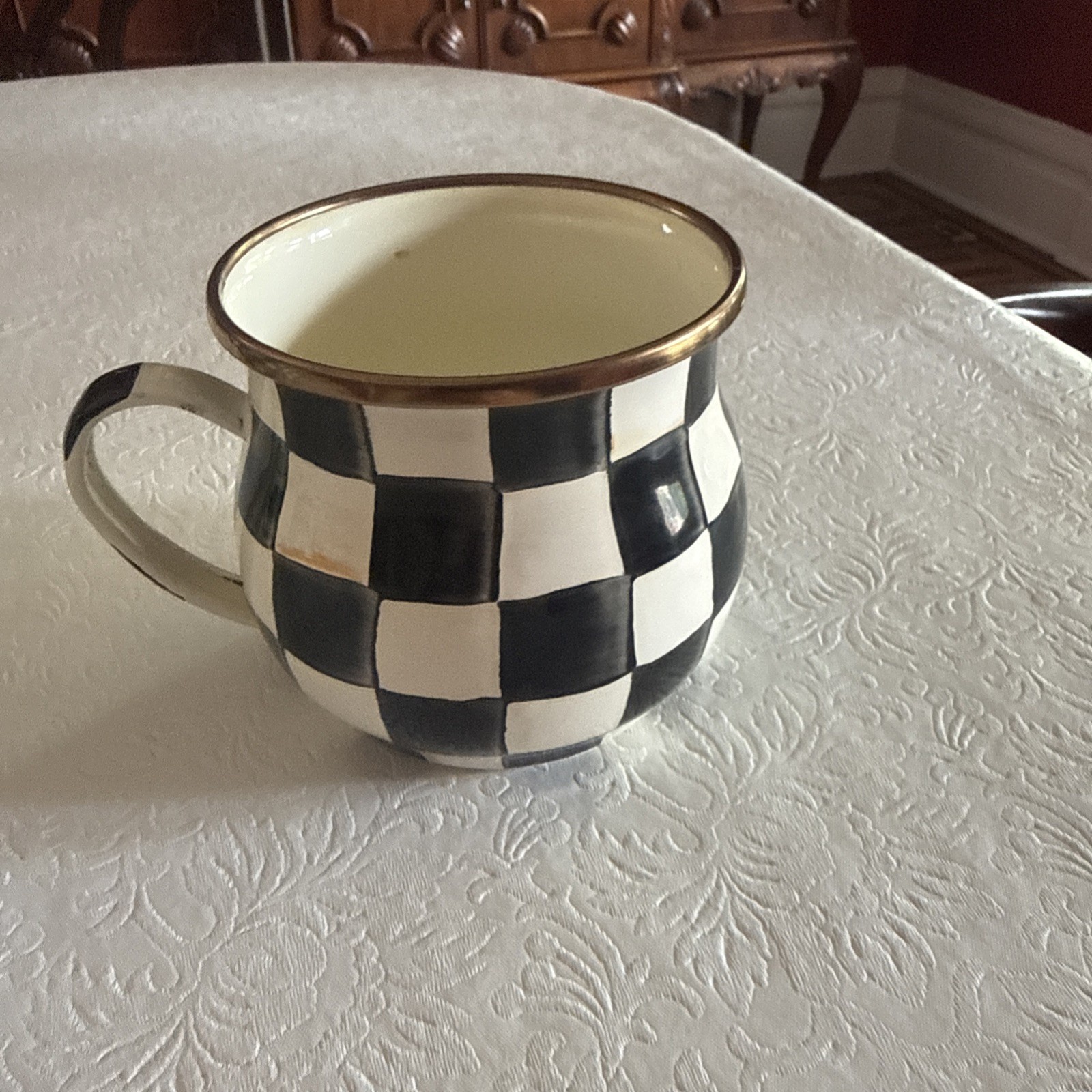 MacKenzie-Childs Courtly Check 4-Cup Teapot With Two Cups