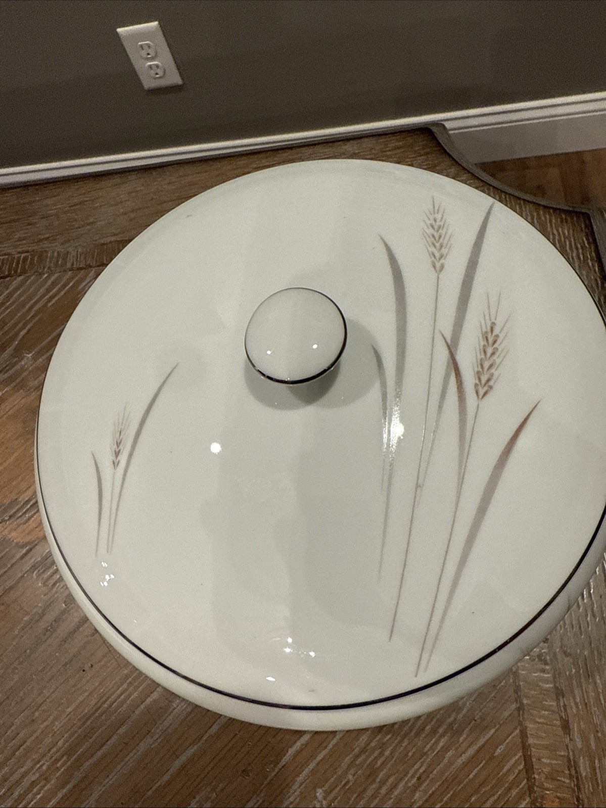 Platinum Wheat Fine China Covered Serving Bowl