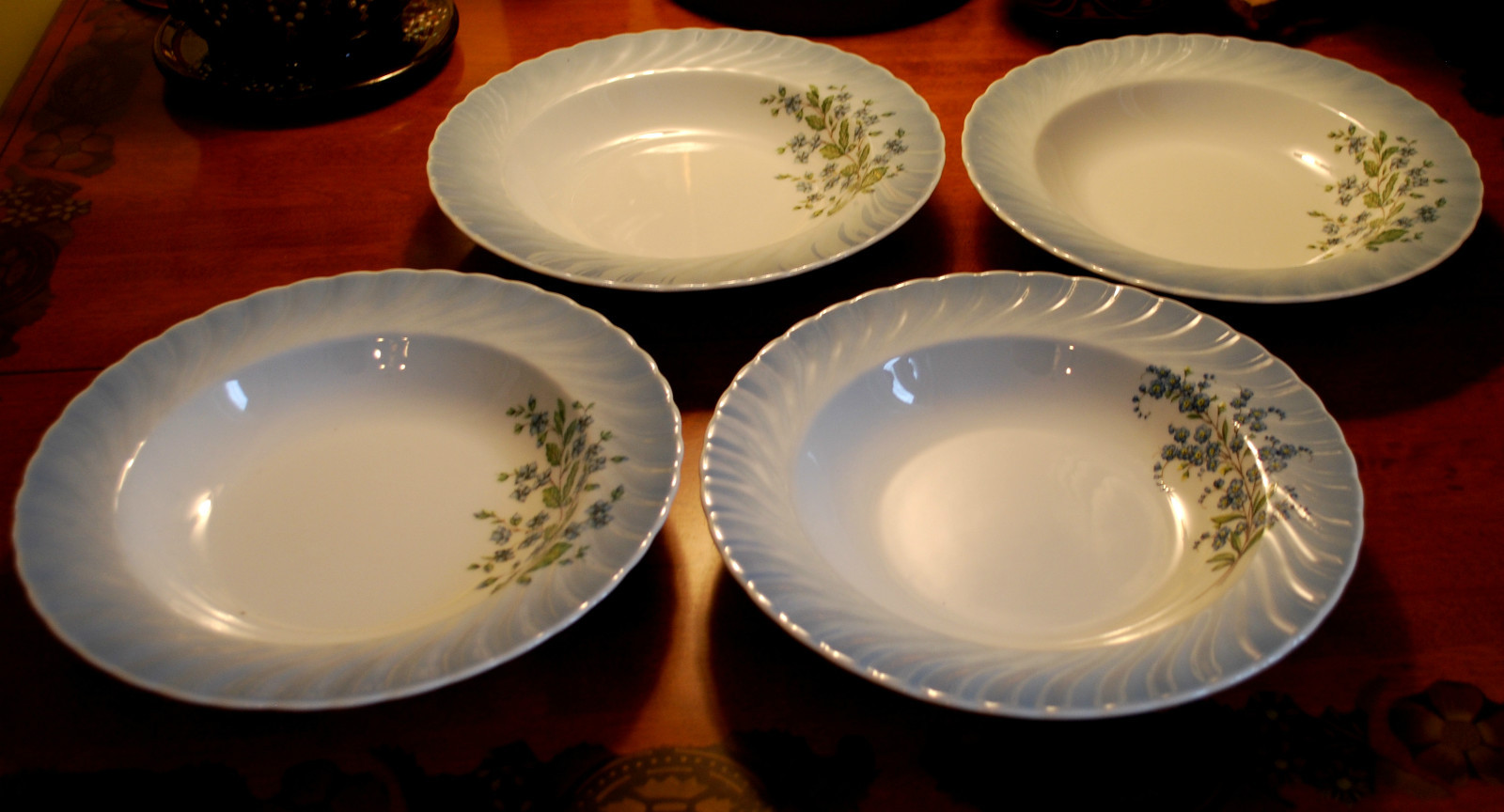 Vtg Set 4 Soup Bowls BLUE FADE FLOWERS 9″ Christineholm Porcelain SCALLOPED RIM
