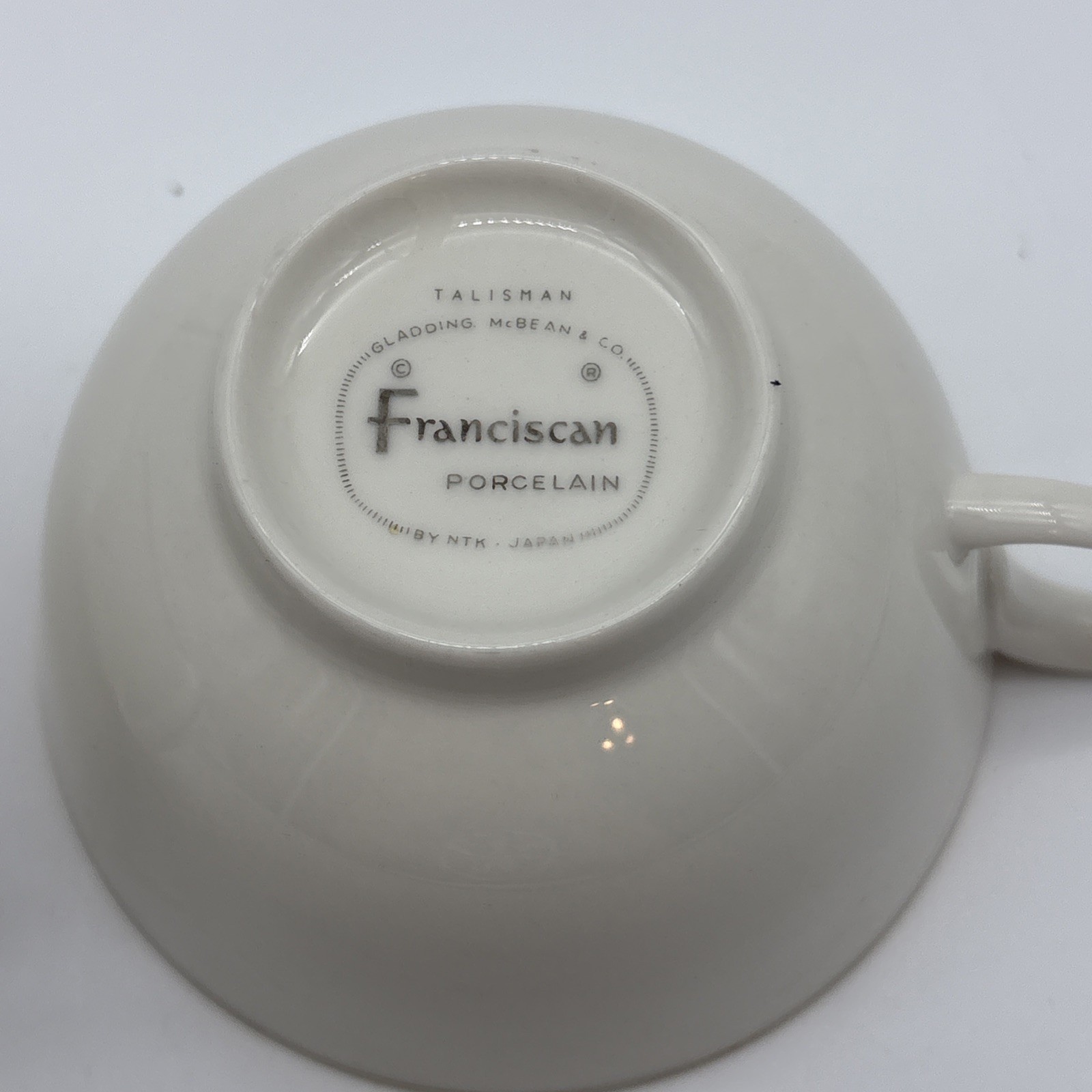 2 Franciscan Talisman Porcelain Tea Cups 2 1/8″H Made in Japan Cream w/Gold Trim