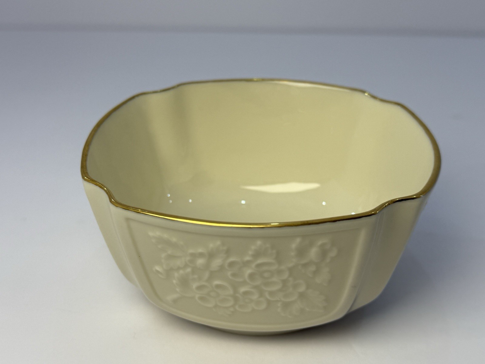 Vintage Lenox Ivory China 24K Gold Trim Grapevine Serving Bowl Candy Dish