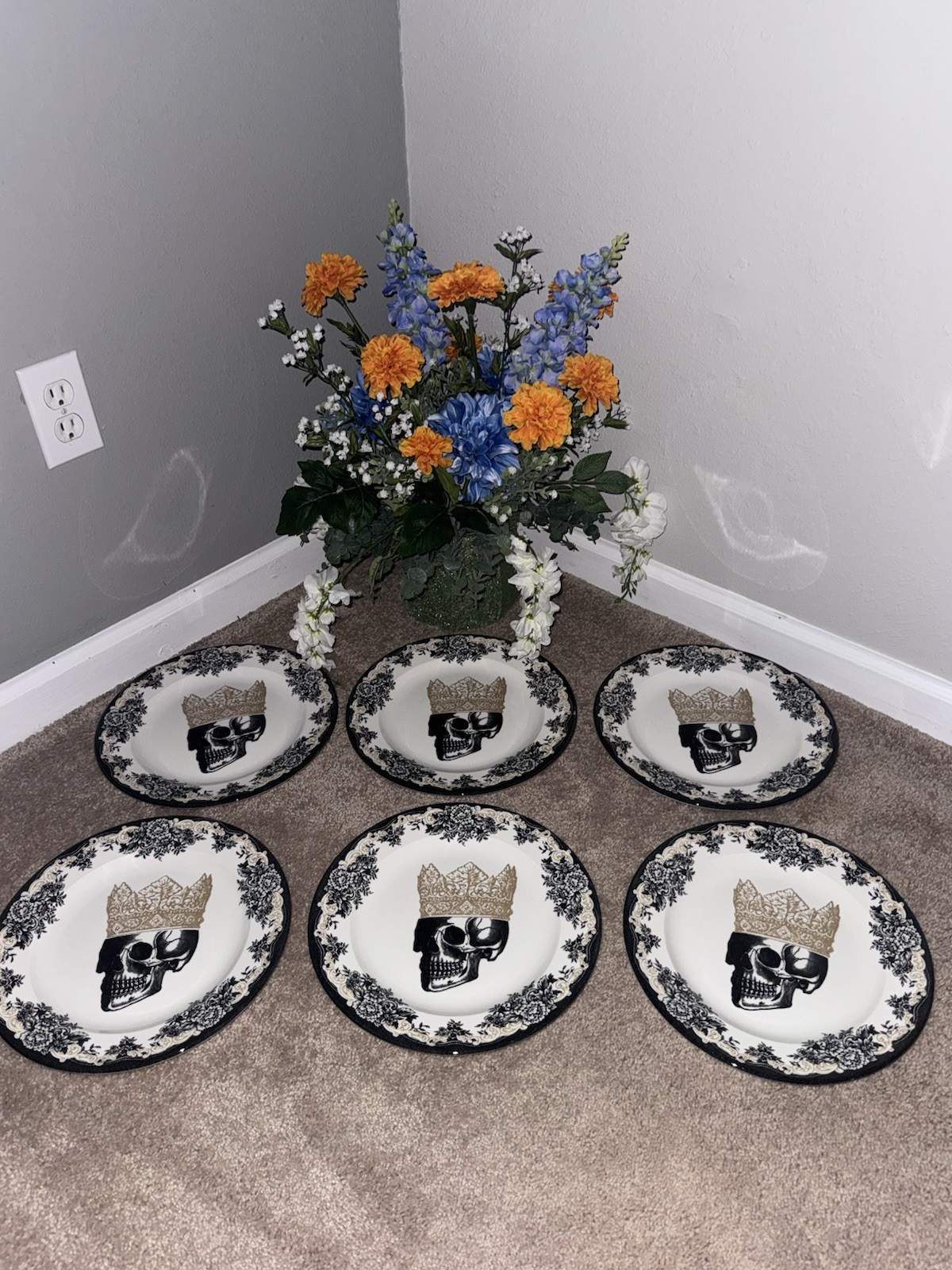 Set/6 Royal Stafford England Halloween Royal Skeleton W/ Crown 11″ Dinner Plates