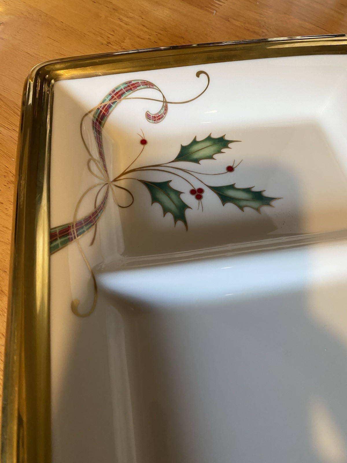 LENOX HOLIDAY NOUVEAU GOLD ONE DIVIDED APPETIZER TRAY/ PLATTER 16”