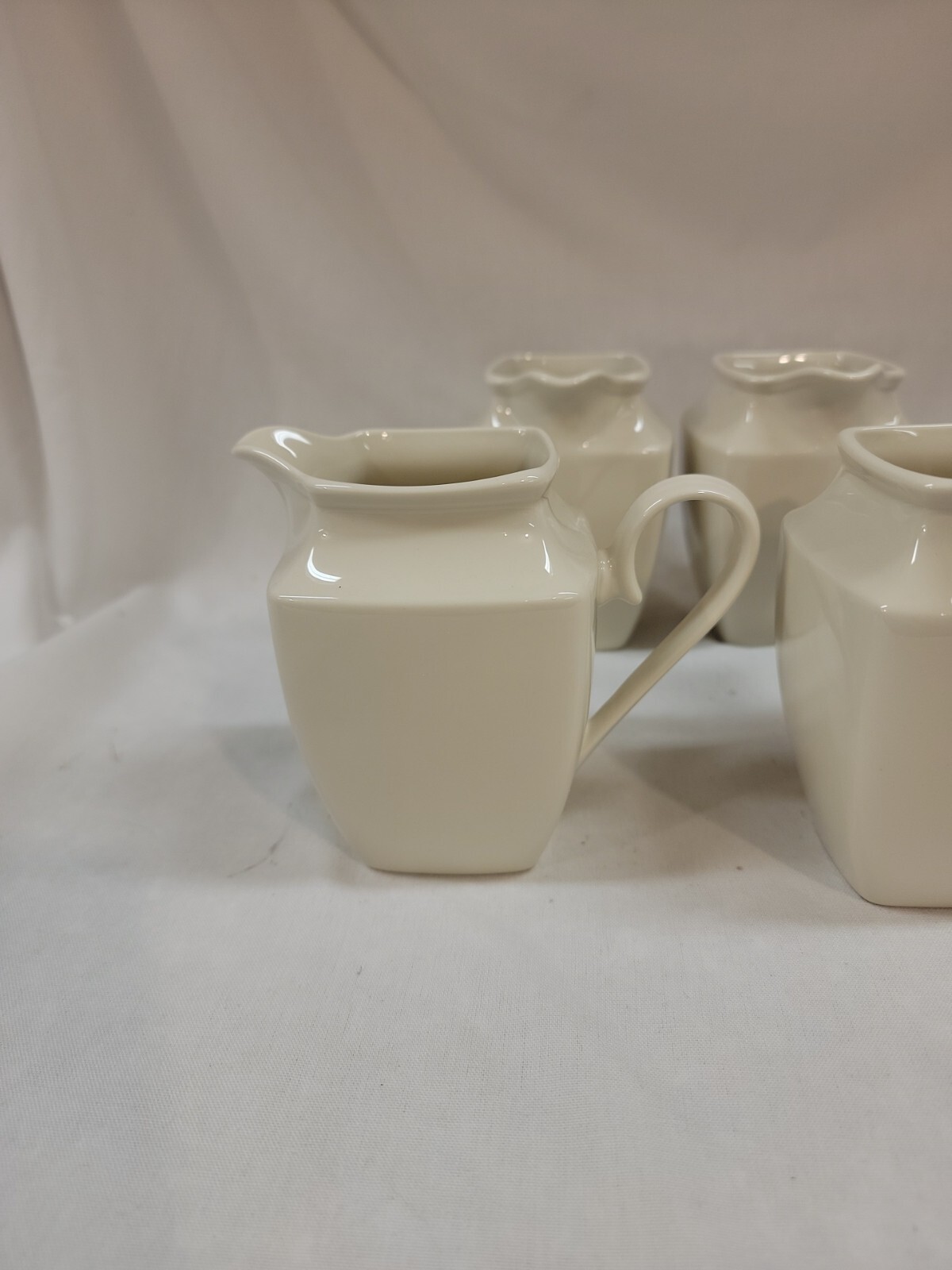 Unlabeled Coffee Creamer (Set of 4)