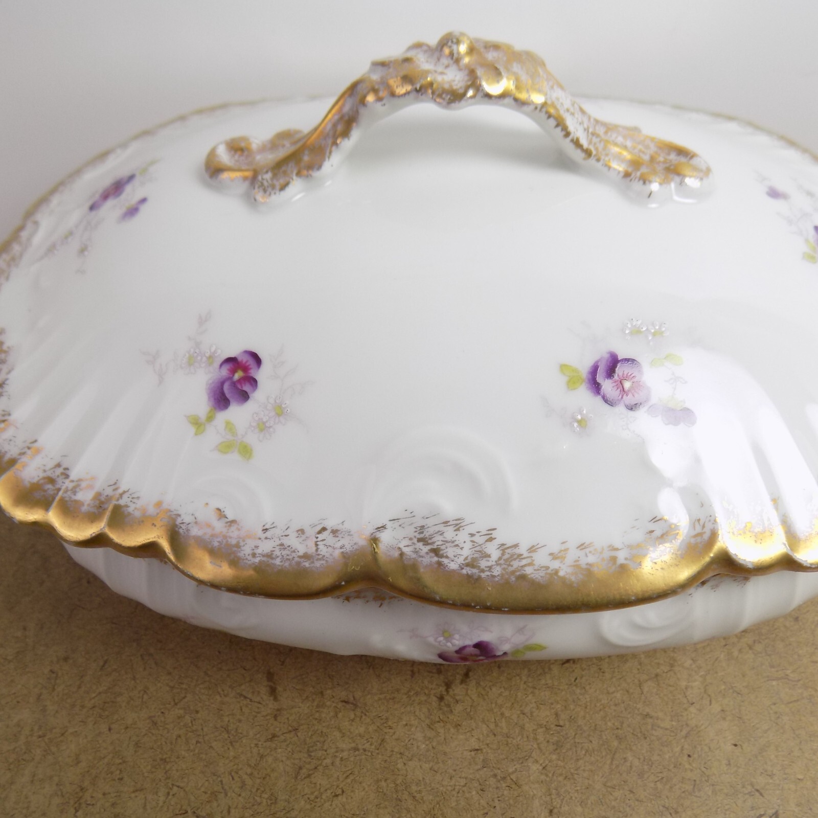 AK Limoges Porcelain Lidded Serving Bowl Purple Flowers Gold France