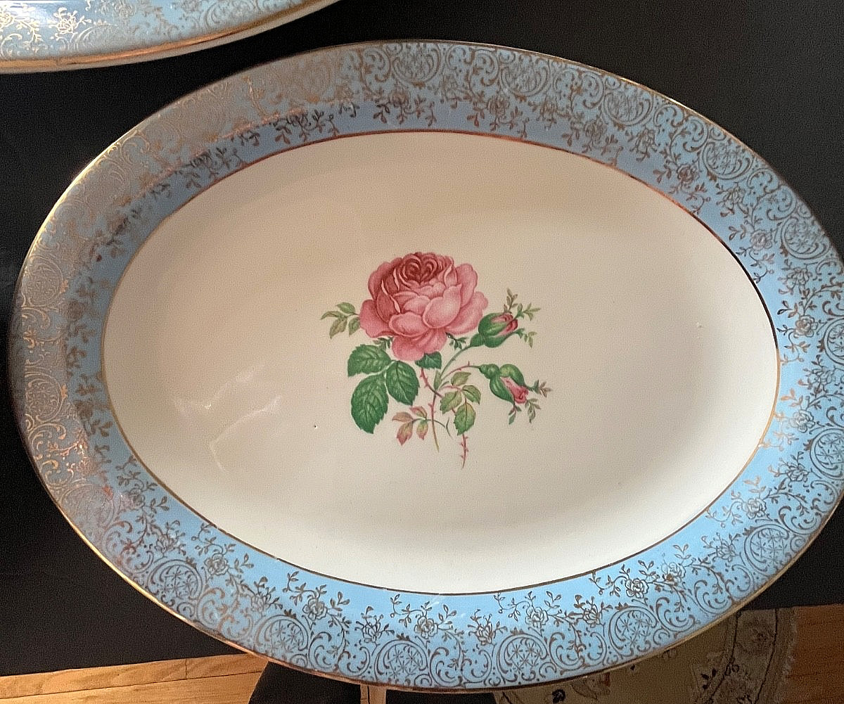 Derwood WS George 69312 Ceramic Floral Half Century Dinner 11” Serving Plate