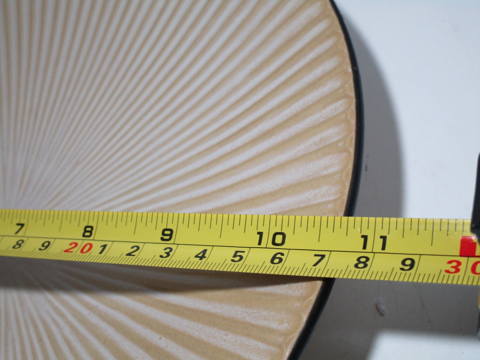 Royal Norfolk Sunburst Pattern Dinner Plate Tan Beige Color 10.75 Inch