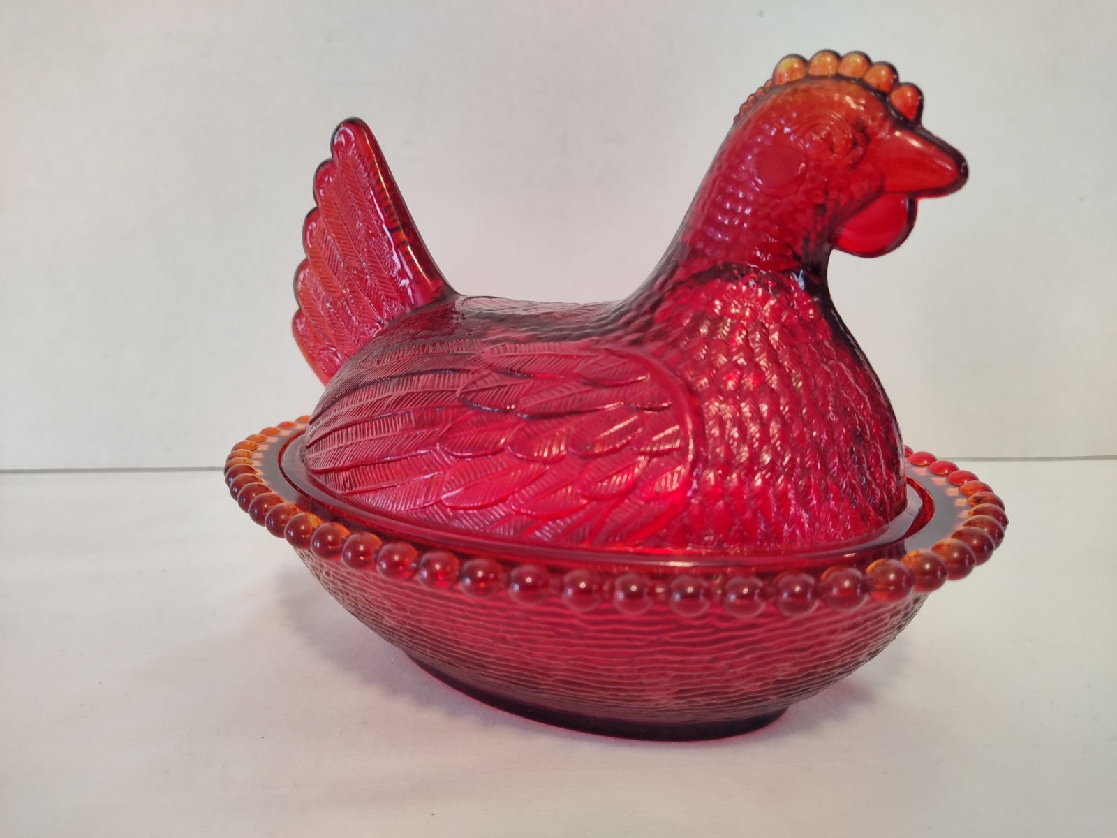 Vtg Red Flashed HEN ON NEST Indiana Glass 7” Candy Dish