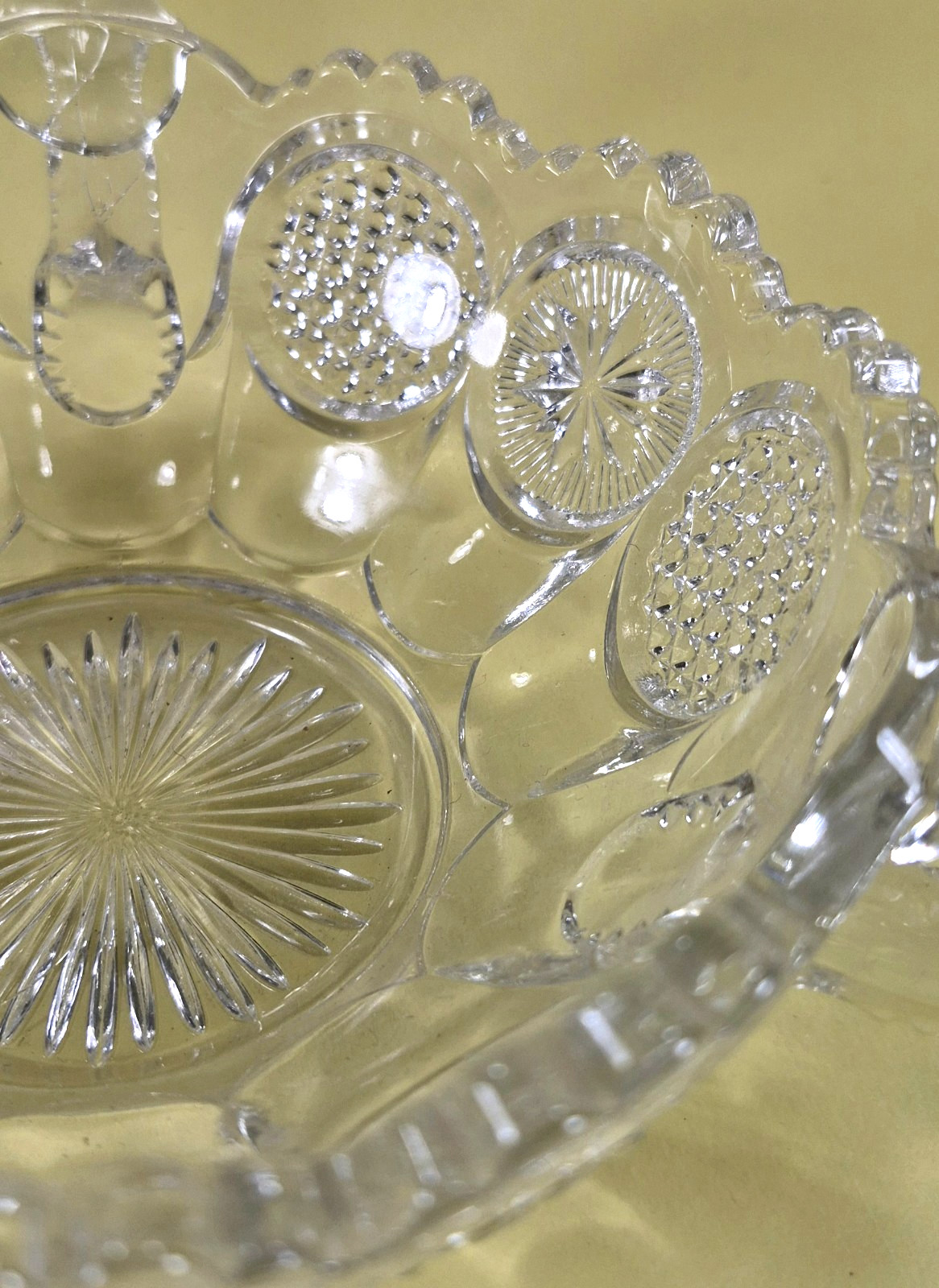 EAPG U.S. Glass No. 15093 Cane & Star Medallion 3 Handled Bowl 1905 AS IS