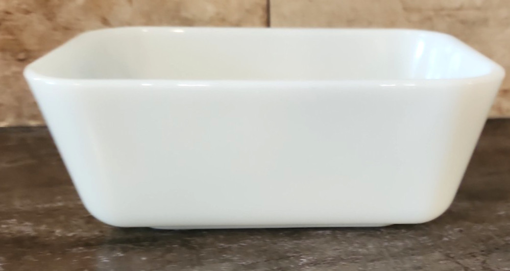 Vintage Pyrex 0502 Amish Butterprint Refrigerator Dish 1 1/2 Pt Rooster