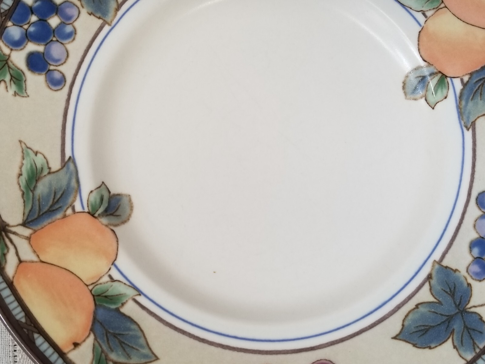 USED UTENSIL MARKS Mikasa Intaglio Garden Harvest Coffee Tea Cup with Saucer