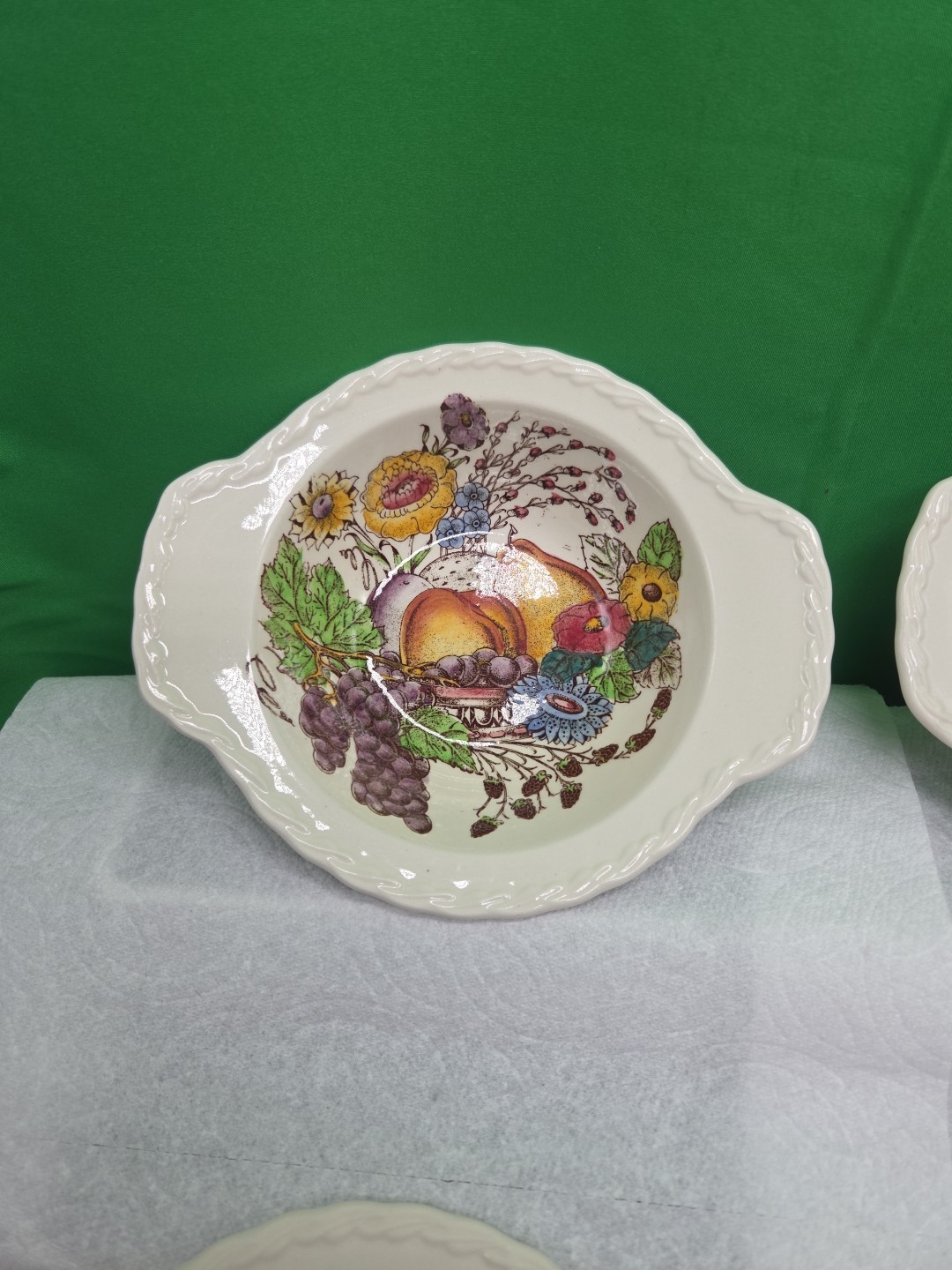 Vernon Kilns 8 Vintage “Fruitdale” Handled And Soup Berry Bowls Hand Painted USA
