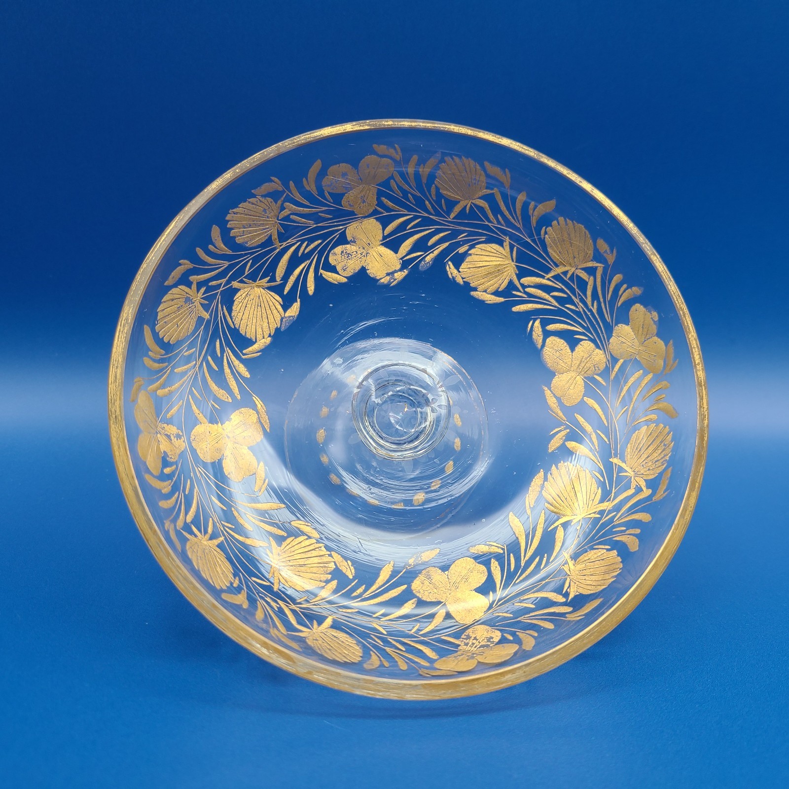 Antique Bohemian Intaglio Engraved Gold Clover Tazza Compote 5.5″ Diam FREE SHIP