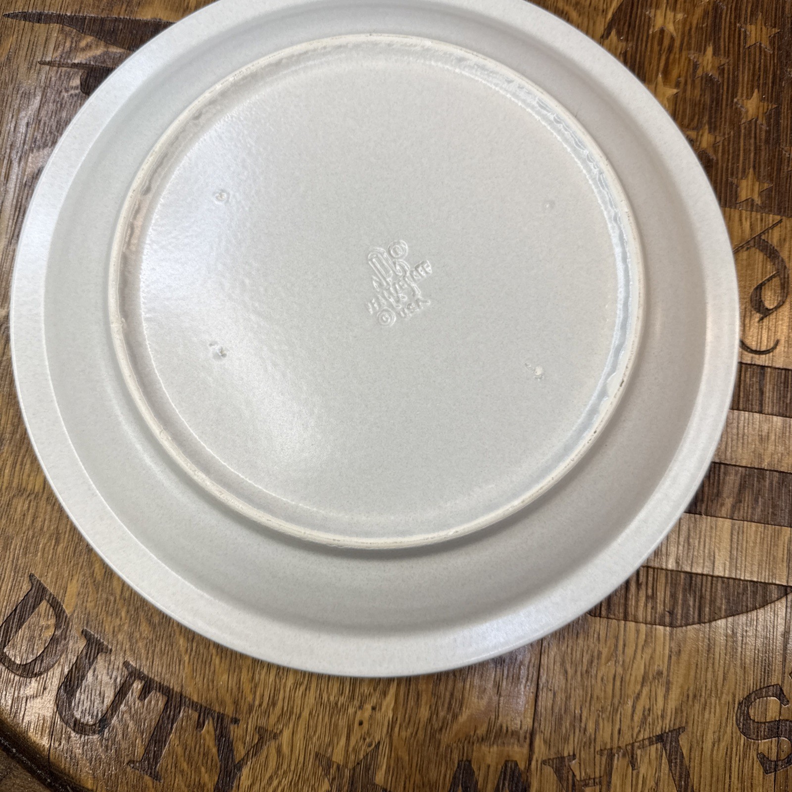 Pfaltzgraff Yorktowne Dinner Plate ~10.25″ Diameter ~1.1″ Tall
