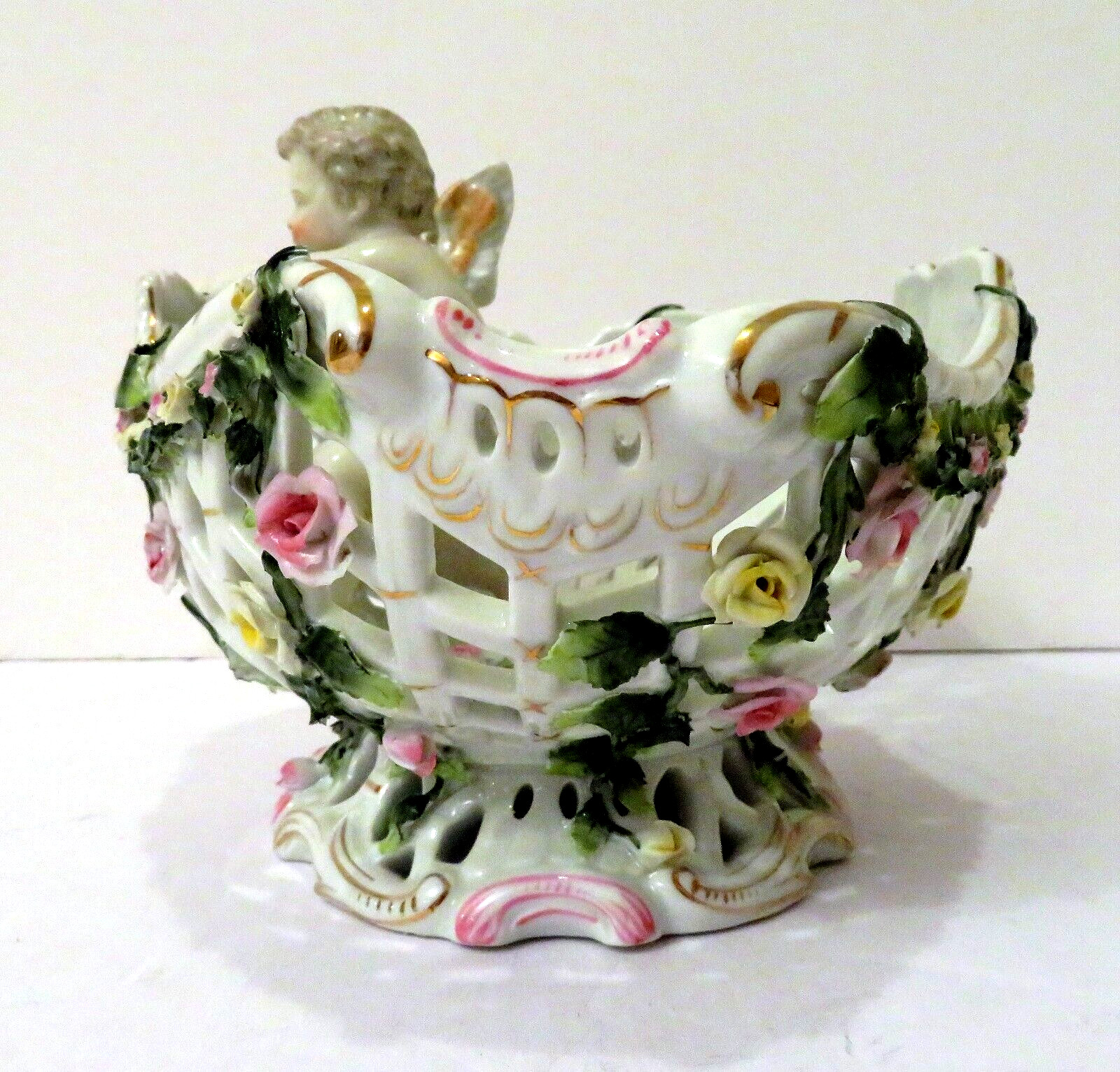 Von Schierholz Antique German Dresden Porcelain 10x10x7 Cherub Bowl Vase Basket