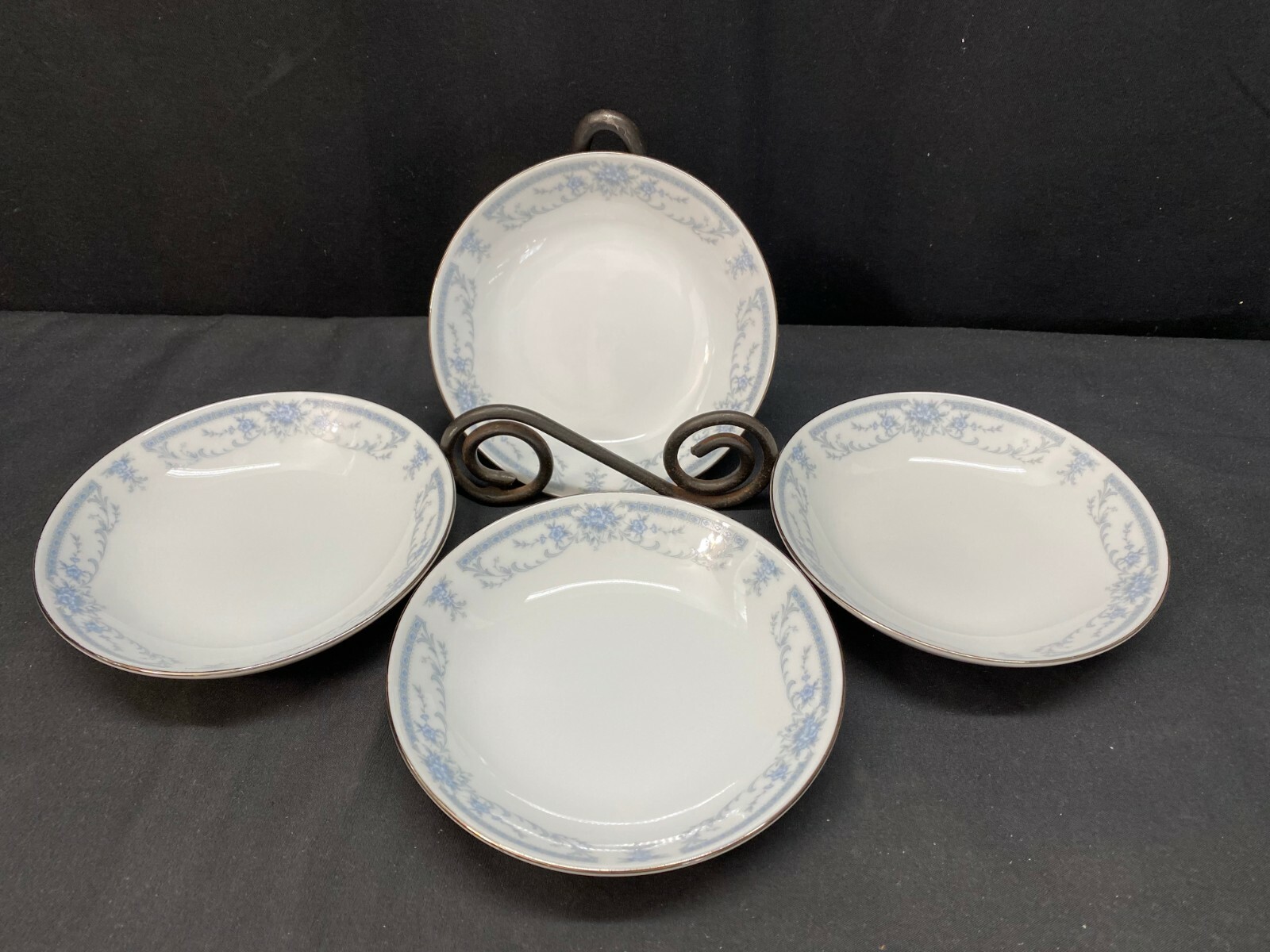 Sheffield “BLUE WHISPER” Japan ~ Set of 4 ~ Dessert Bowls ~ 5 5/8″