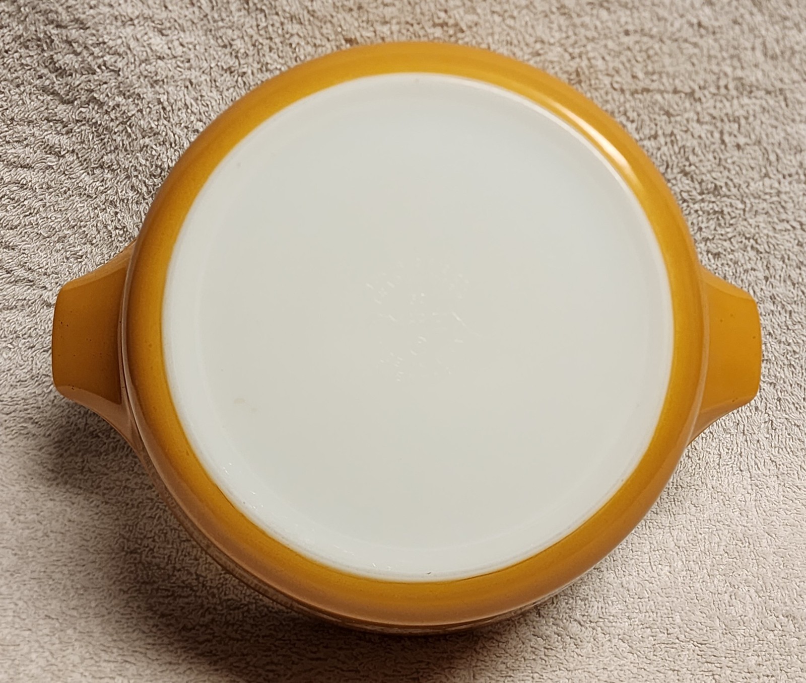 Pyrex Vintage Butterfly Gold 2.5 Quart Casserole Dish No Lid 475-B