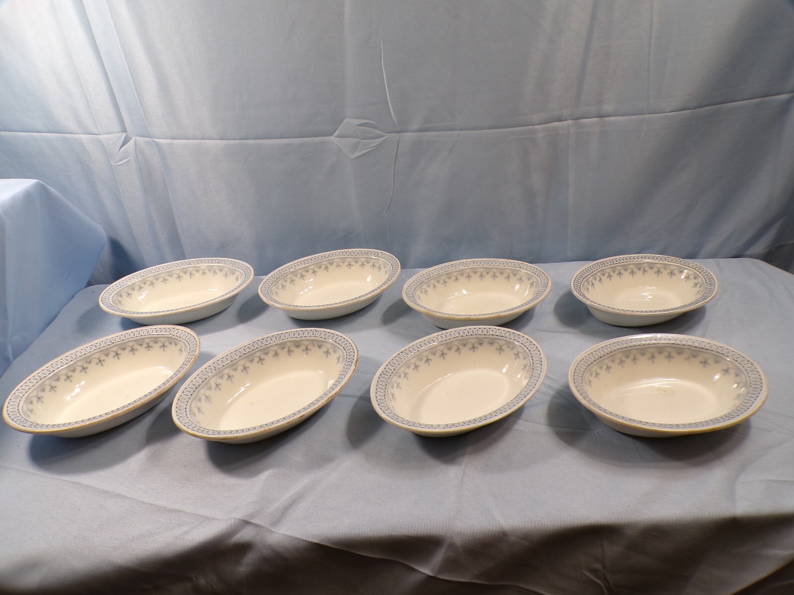Set of 8 Johnson Brothers Senora Oval Berry Fruit Sauce Bowls 5 3/4″ Long