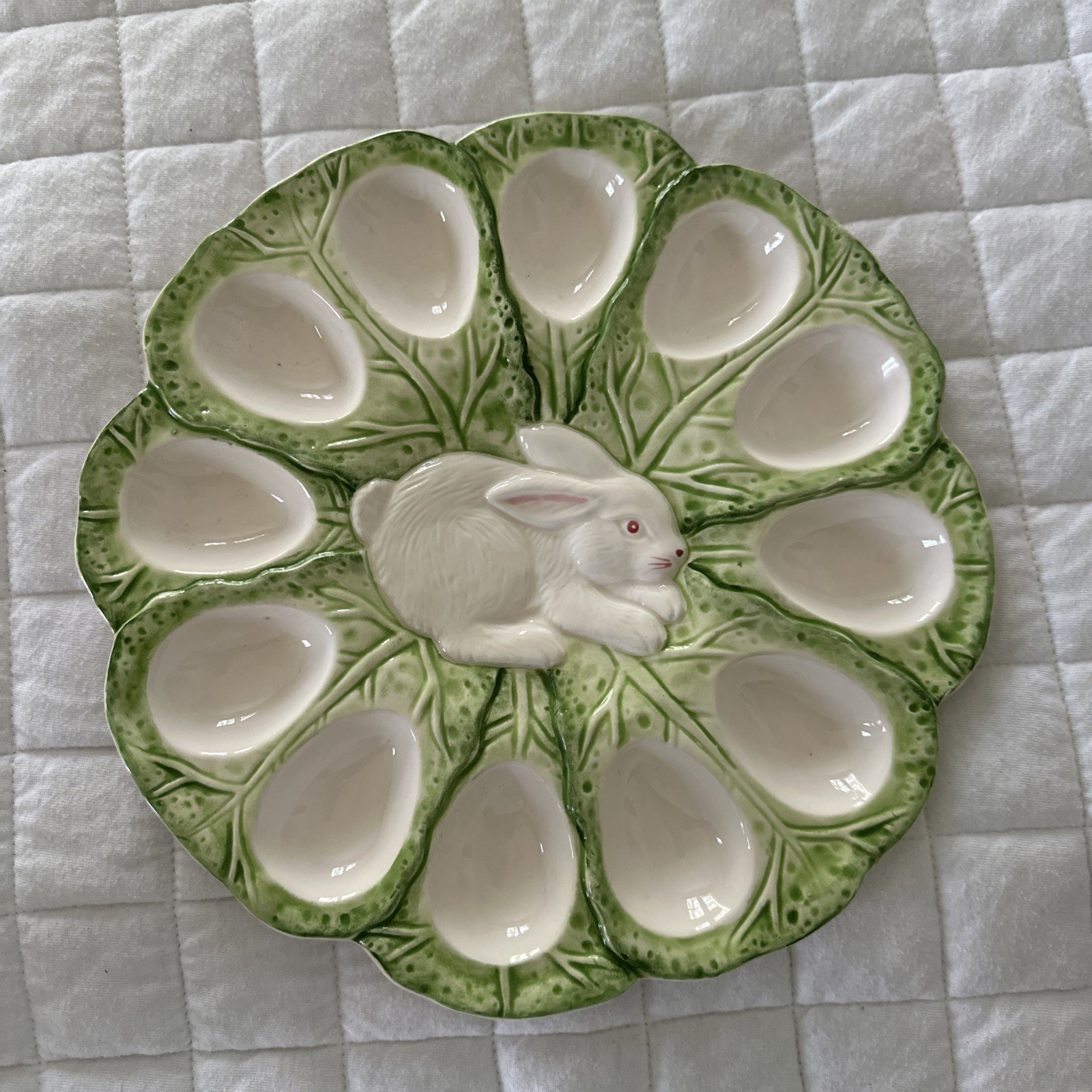 Vintage Strata Bunny Lane Deviled Egg Platter Green Cabbage Easter Rabbit