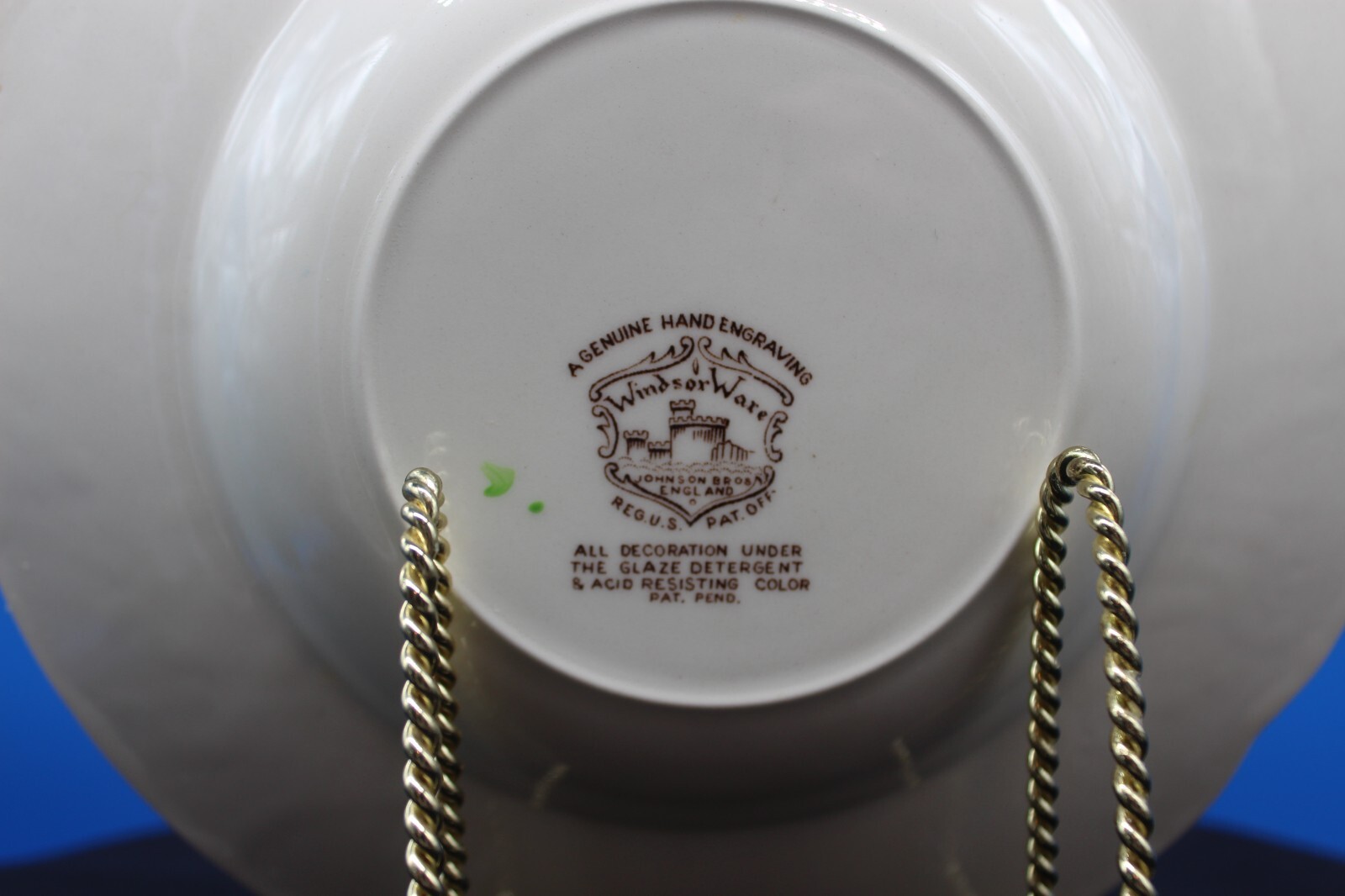 Windsor Fruit-Windsor Ware-England-Johnson Brothers- 8 3/4 Bowl Set of 2