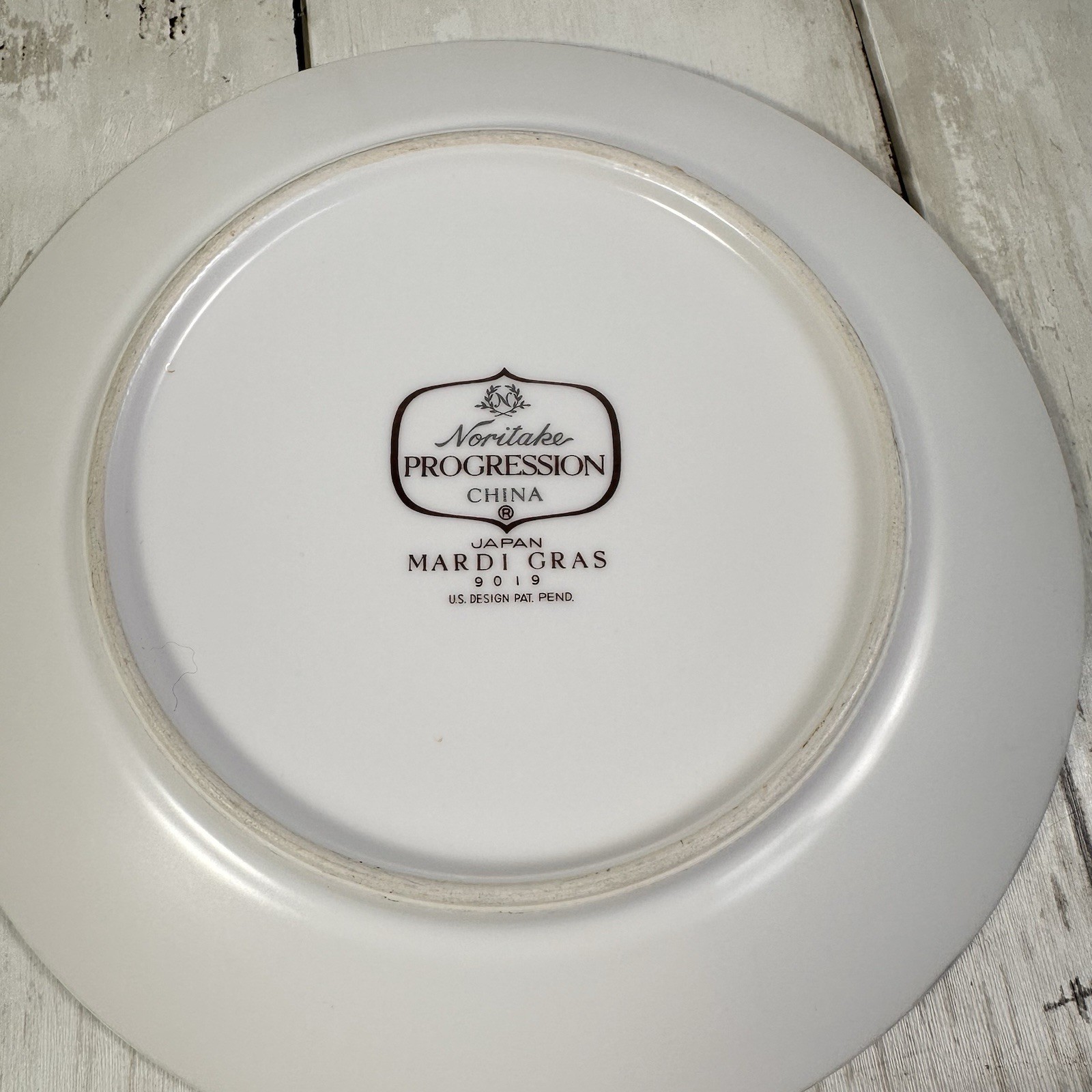 Noritake Progression Mardi Gras Bread Snack Plates 9019 Mid Century MCM
