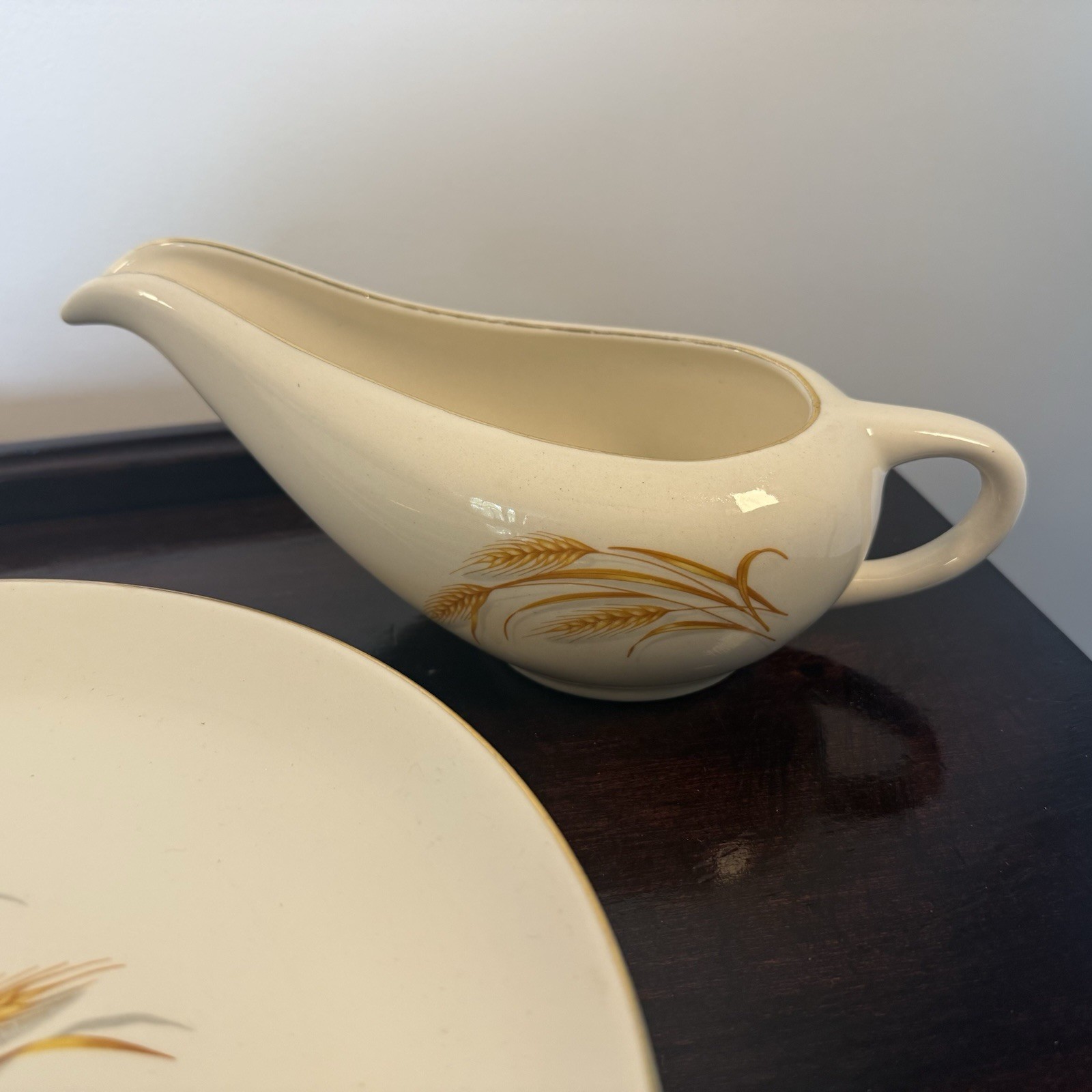 Homer Laughlin Vintage Golden Wheat 7 Piece Lot Plates Bowls Gravy Boat 22K Gold